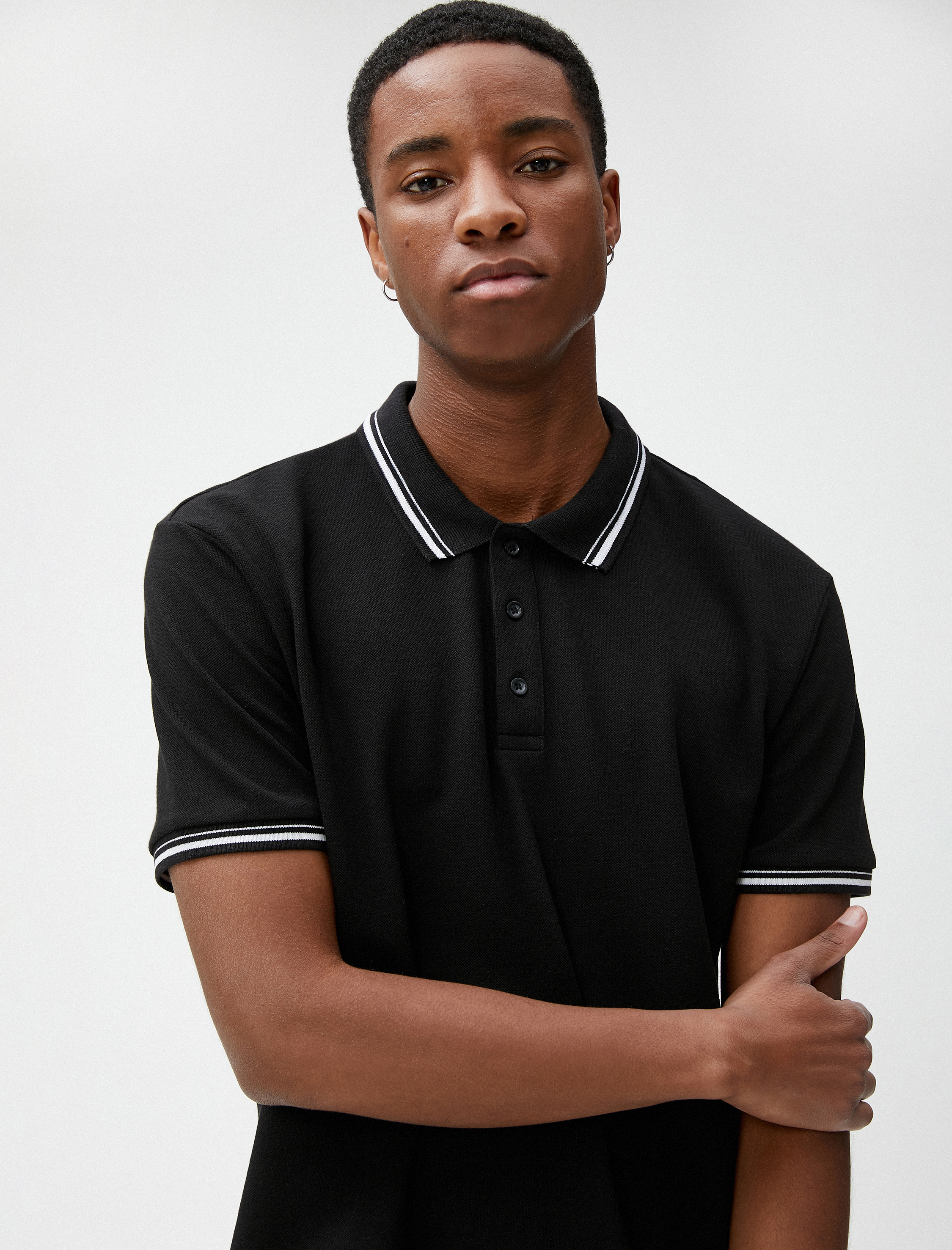   Polo Yaka Tişört Dar Kesim Düğmeli Kısa Kollu Biyeli