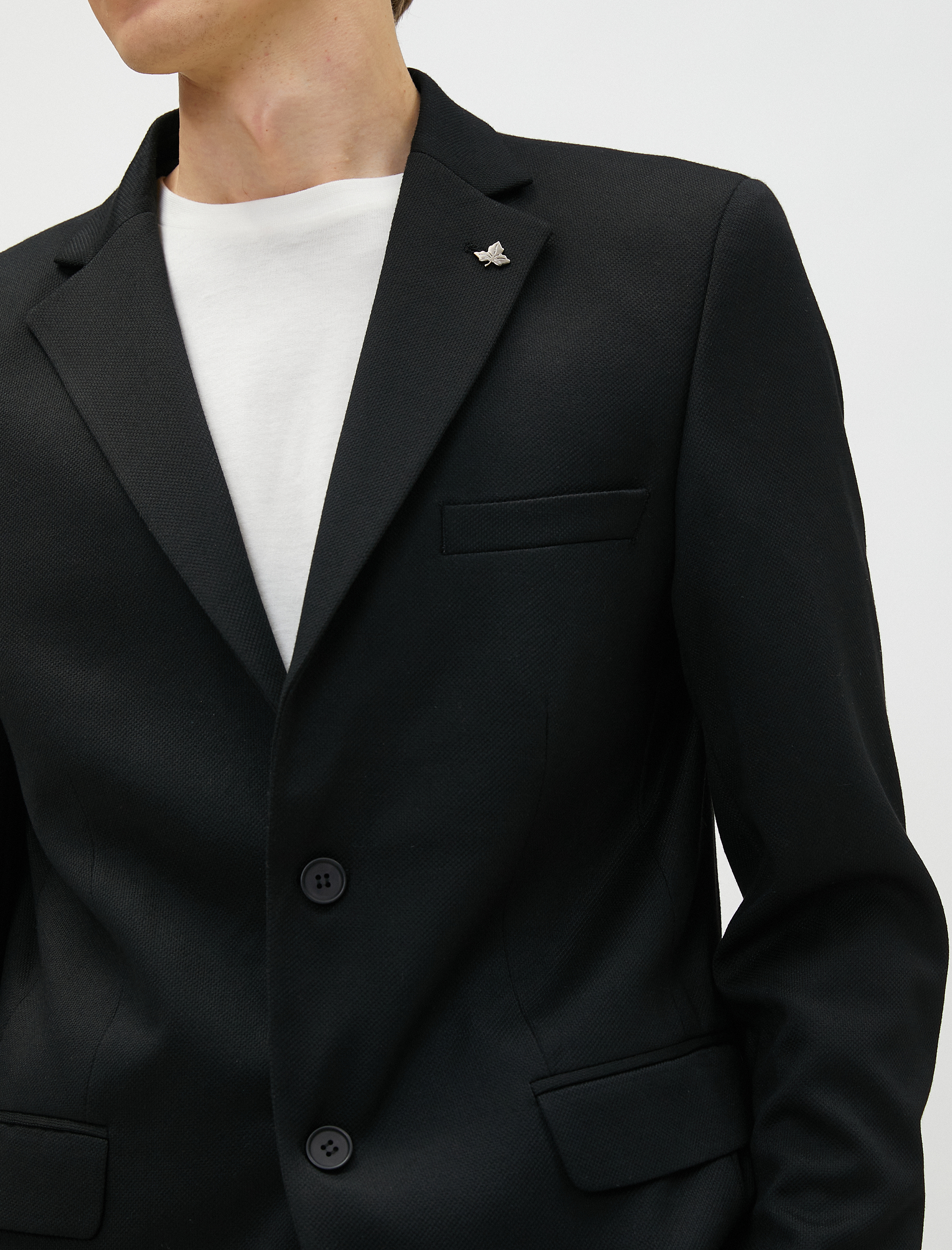 Koton Basic Blazer Ceket Broş Detaylı Düğmeli Cepli Dar Kesim. 5