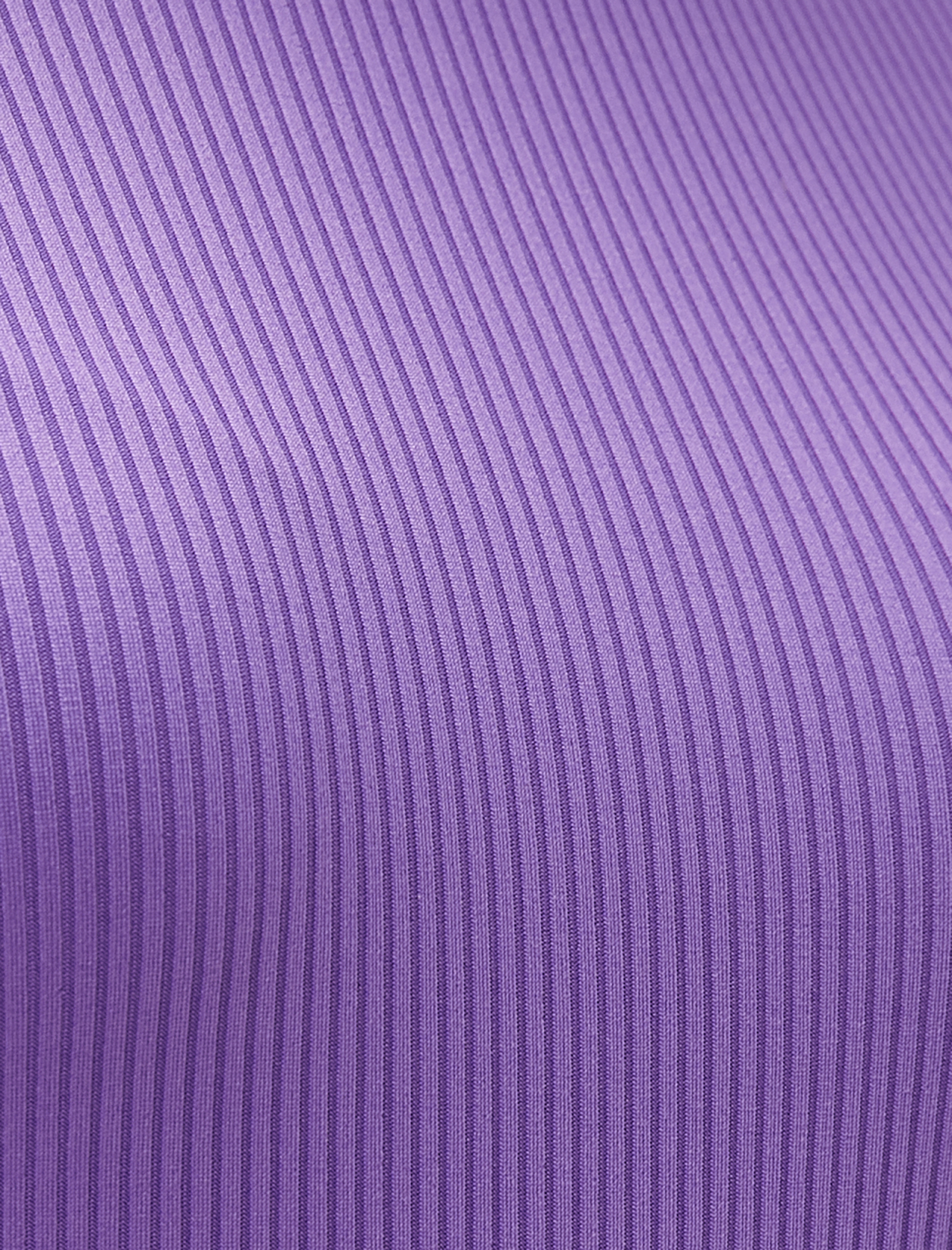   Omzu Fırfır Detaylı Tişört