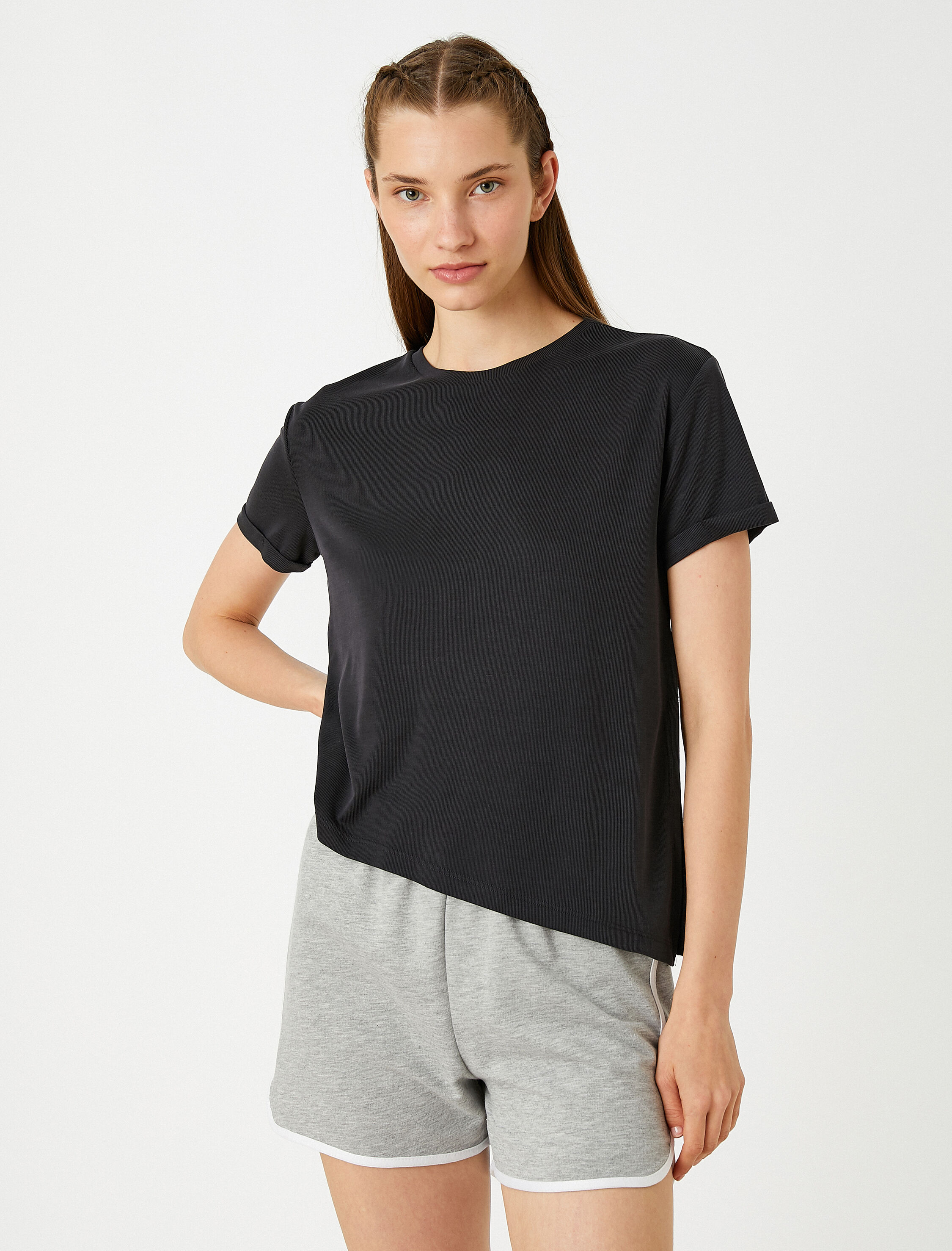   Asimetrik Spor Tişört Modal Karışımlı İpeksi Yumuşak Dokulu