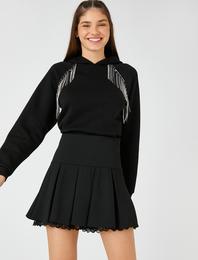 Kapüşonlu Sweatshirt Zincir Detaylı