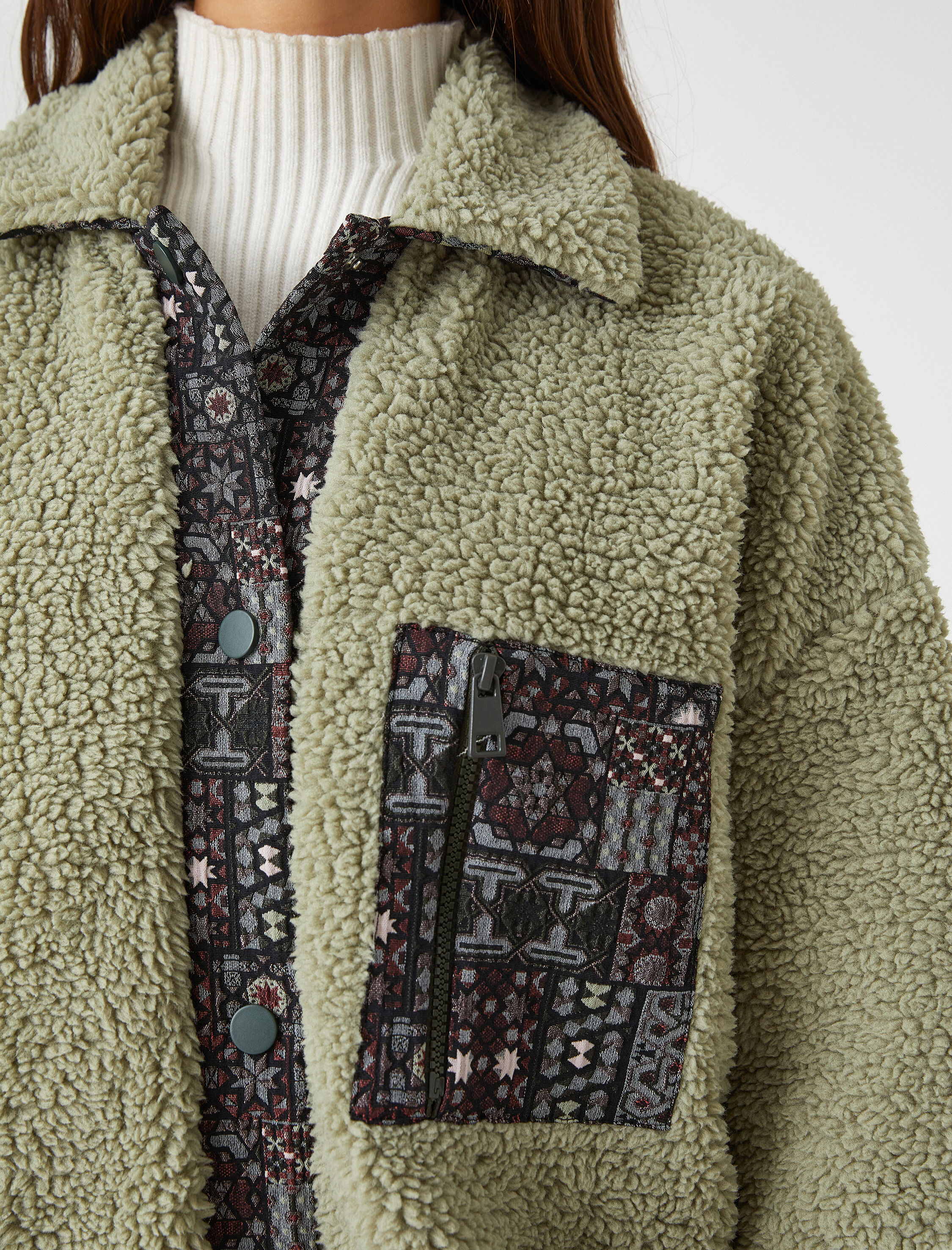   Peluş Gömlek Ceket Etnik Desenli Gömlek Yaka Çıtçıt Kapama