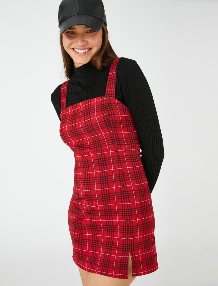  Salopet Elbise Jile Kareli Askılı Yırtmaç Detaylı