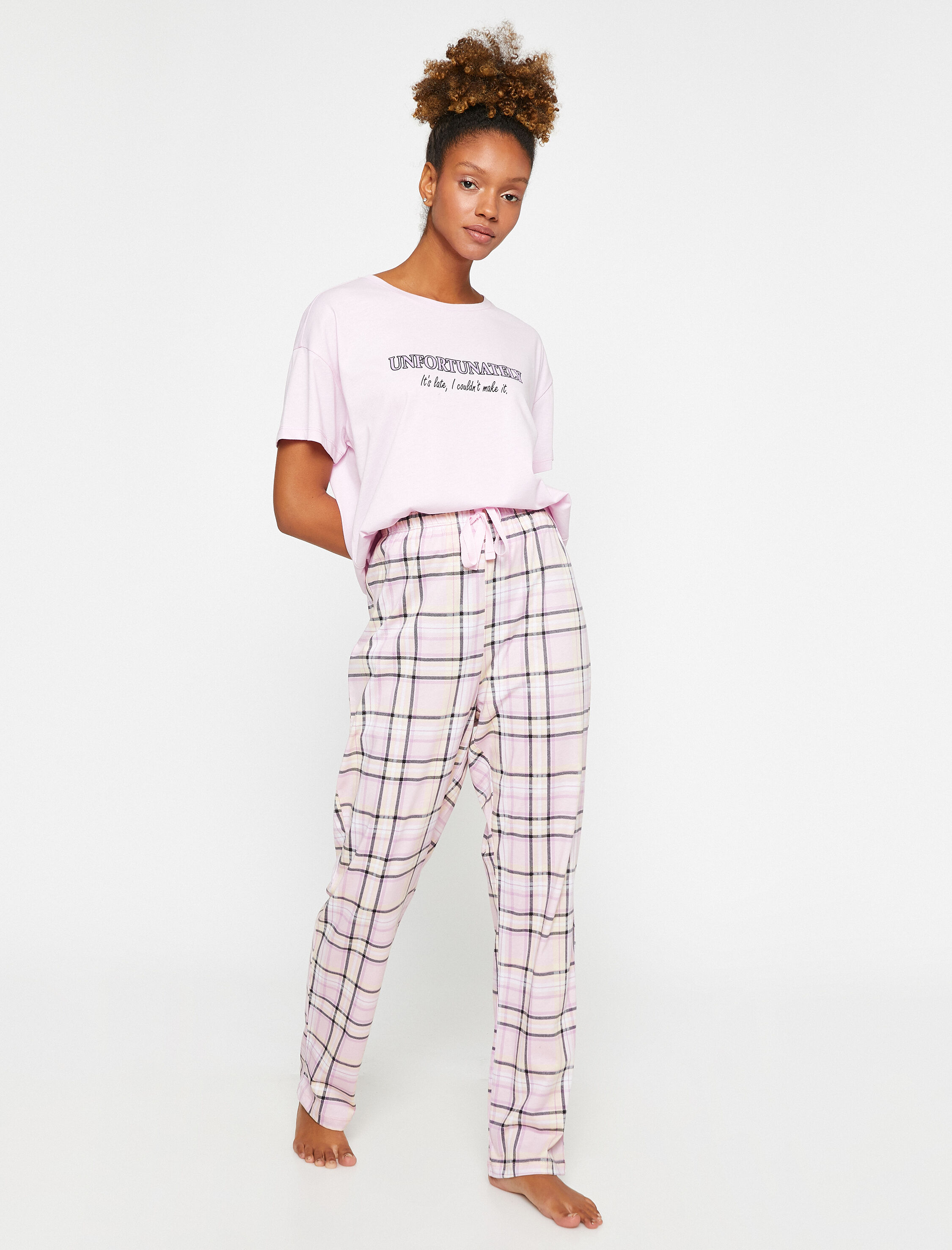   Kareli Pijama Takımı Kısa Kollu Slogan Baskılı