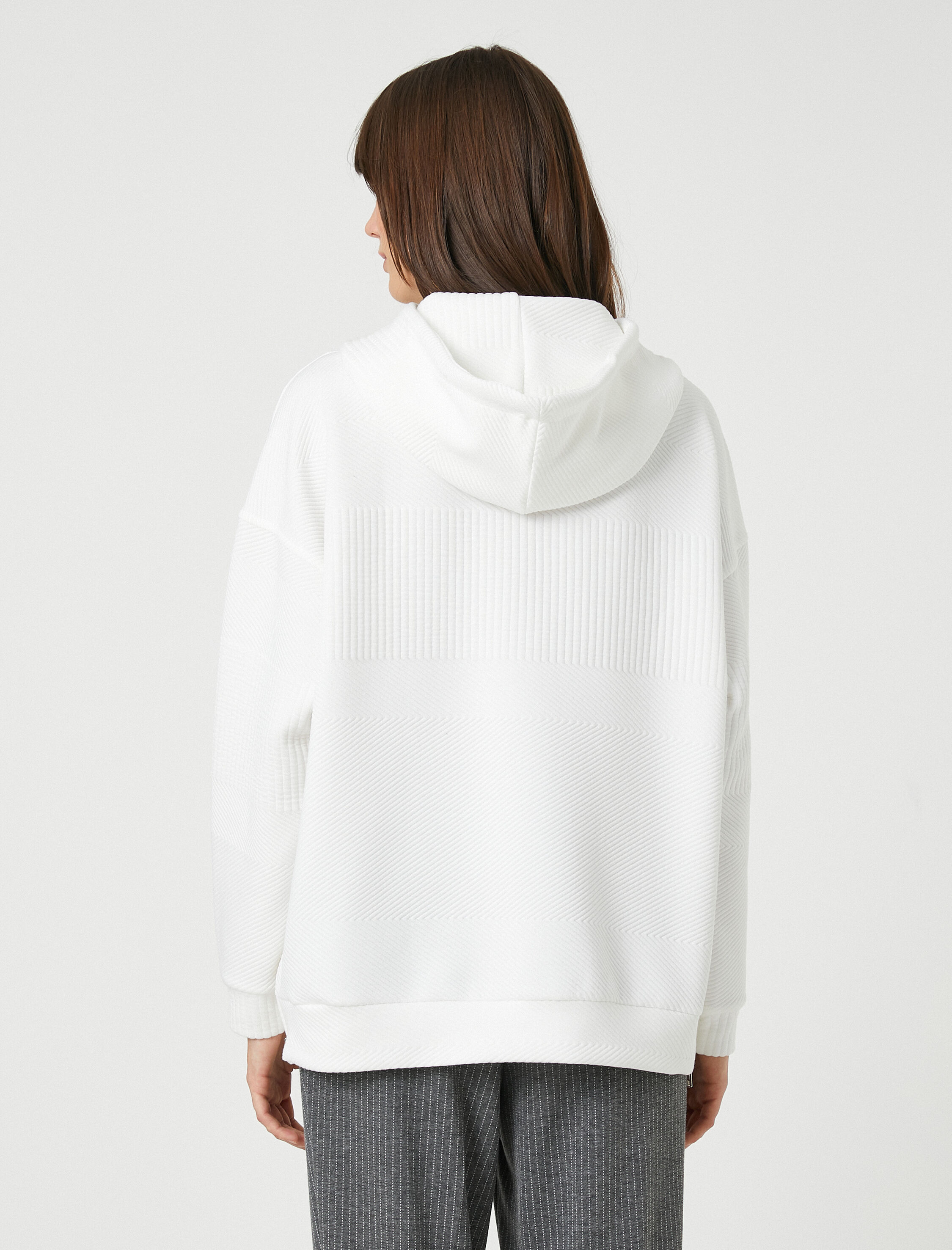   Koton X Şahika Ercümen - Kapüşonlu Sweatshirt Cepli Yanları Fermuar Detaylı