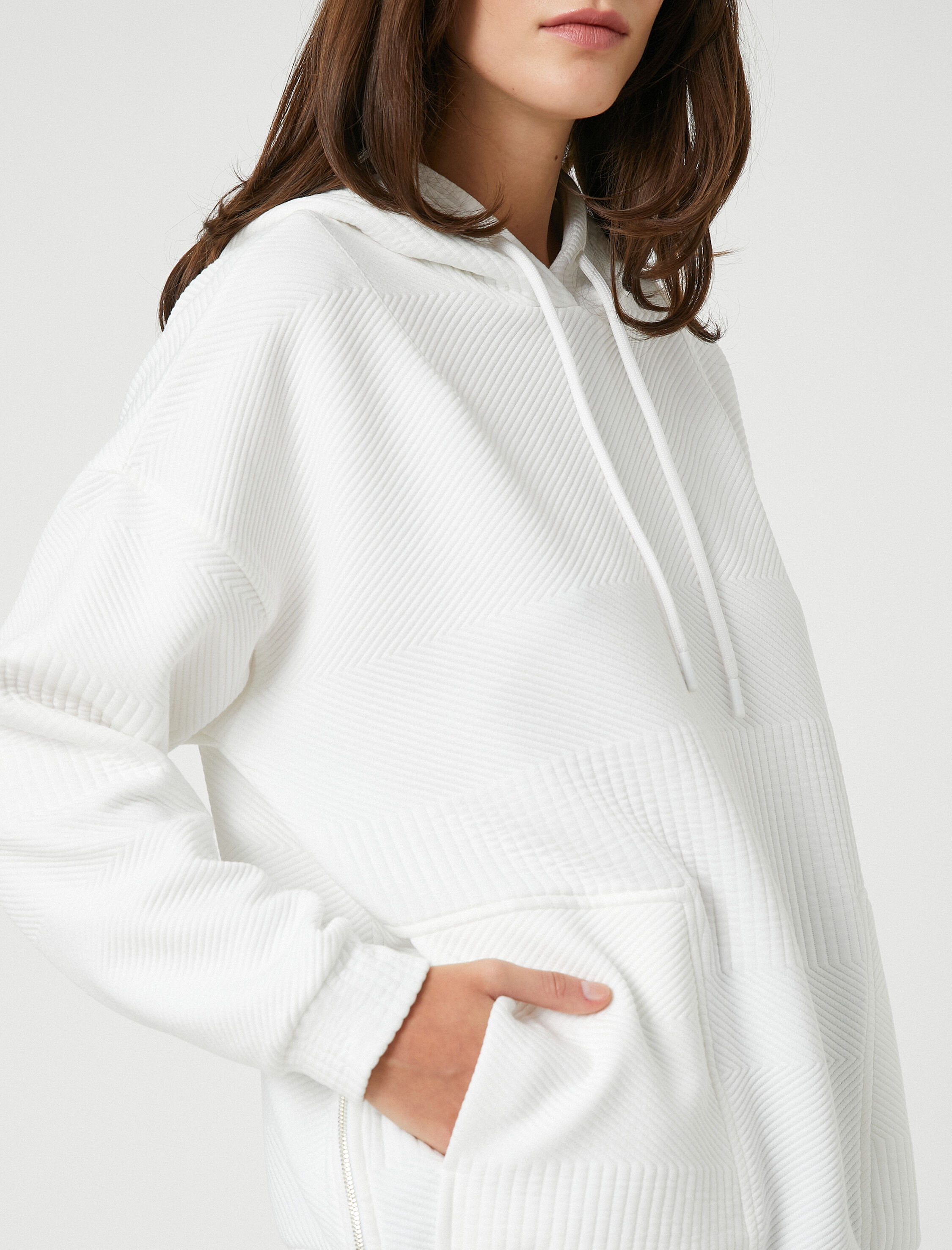   Koton X Şahika Ercümen - Kapüşonlu Sweatshirt Cepli Yanları Fermuar Detaylı