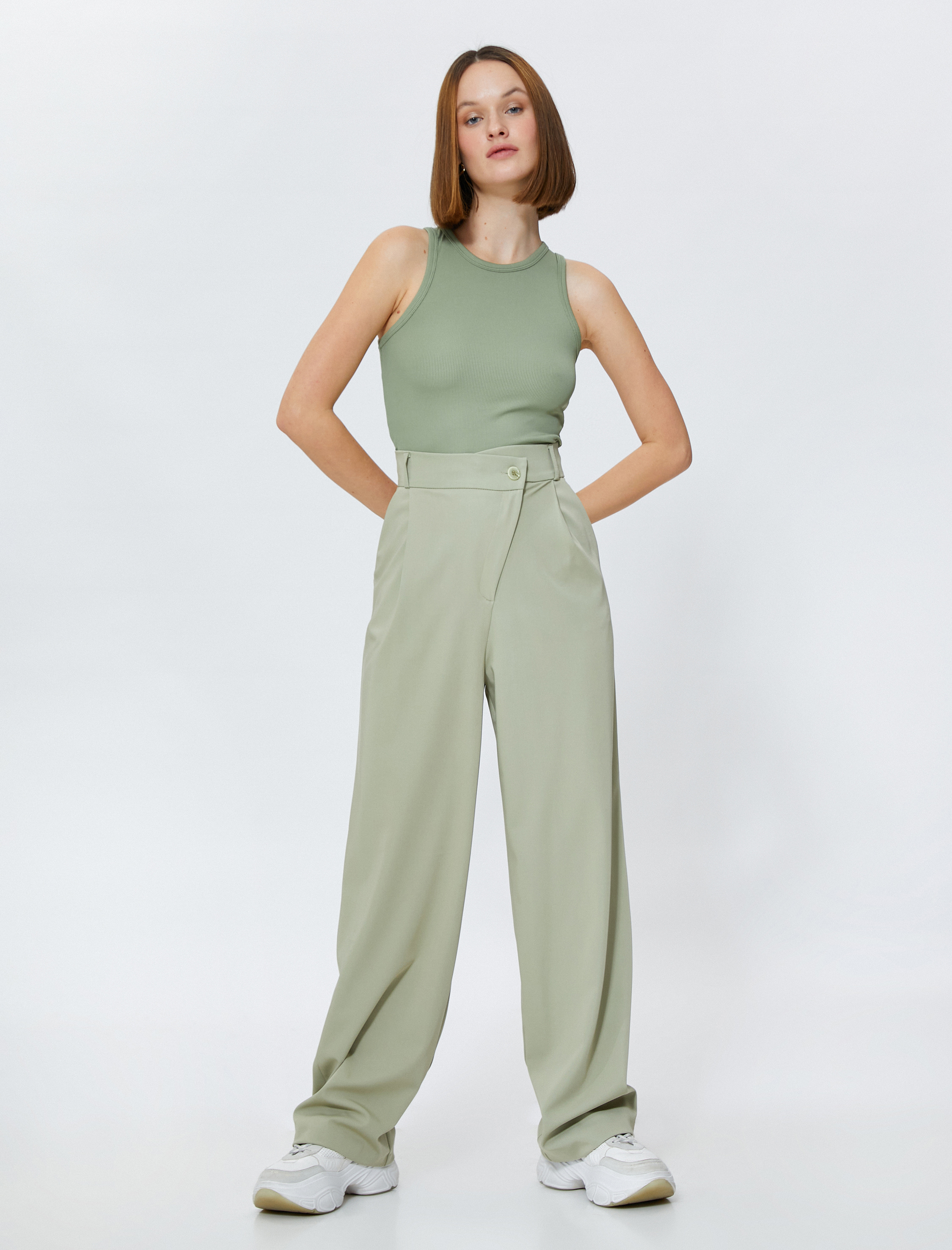   Basic Atlet Ribanalı Halter Yaka