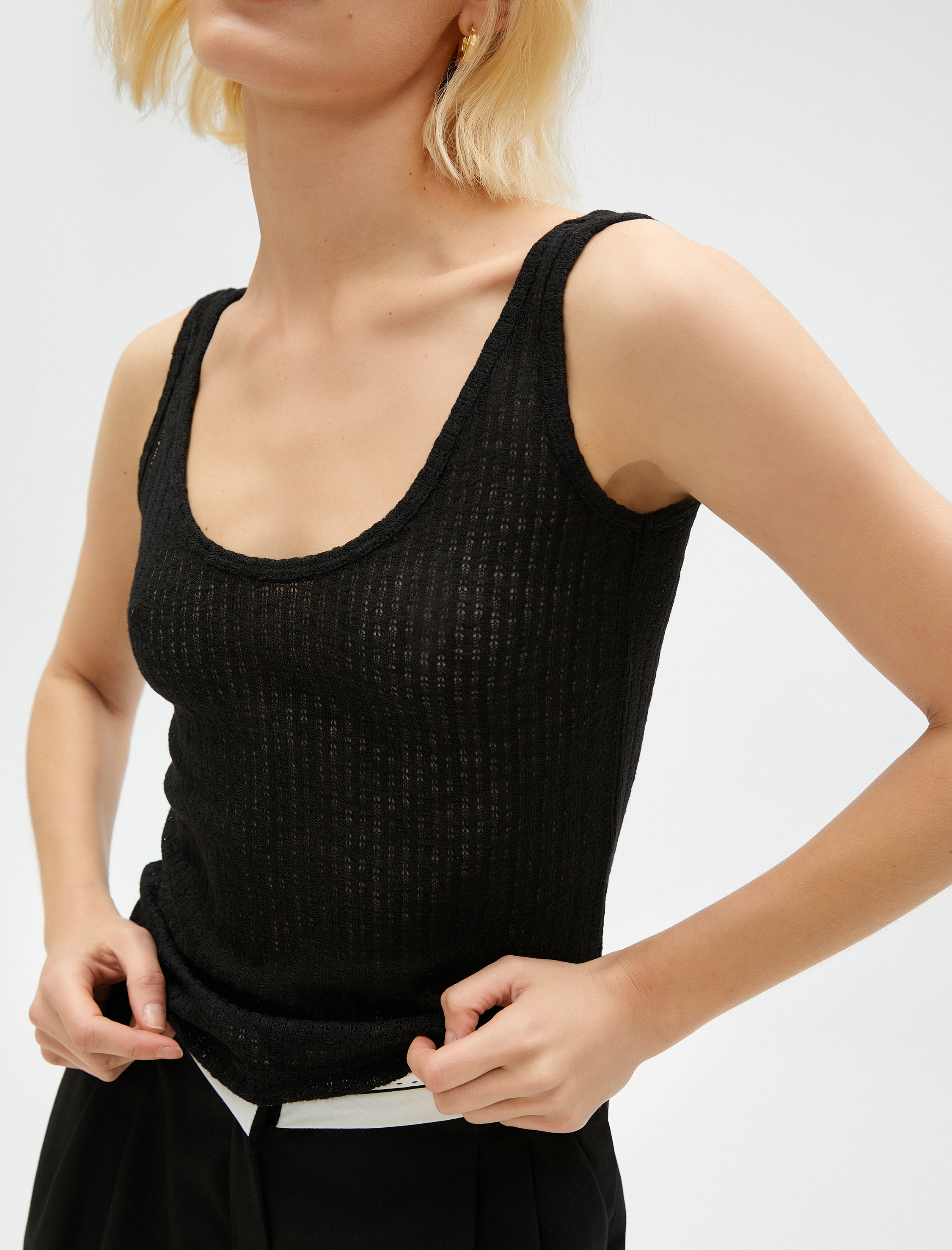   Desenli Atlet U Yaka