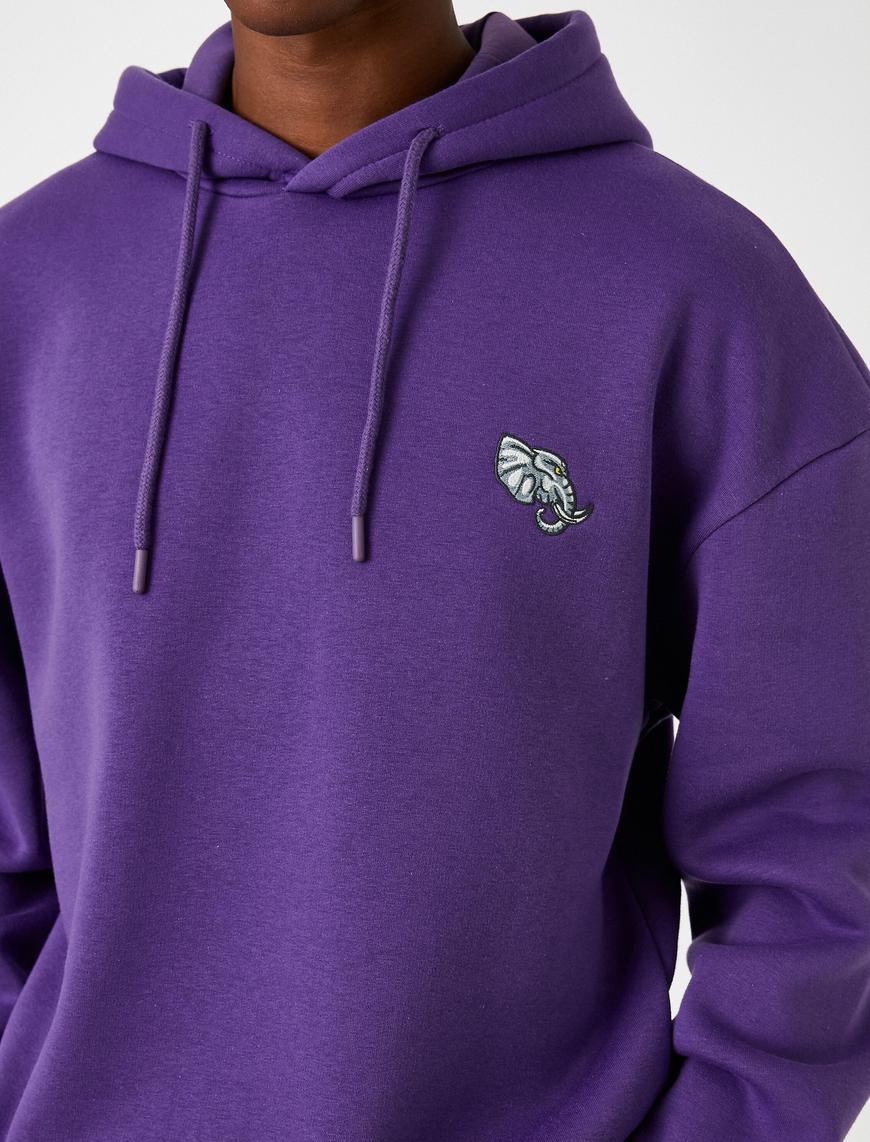   İşlemeli Kapşonlu Sweatshirt Şardonlu