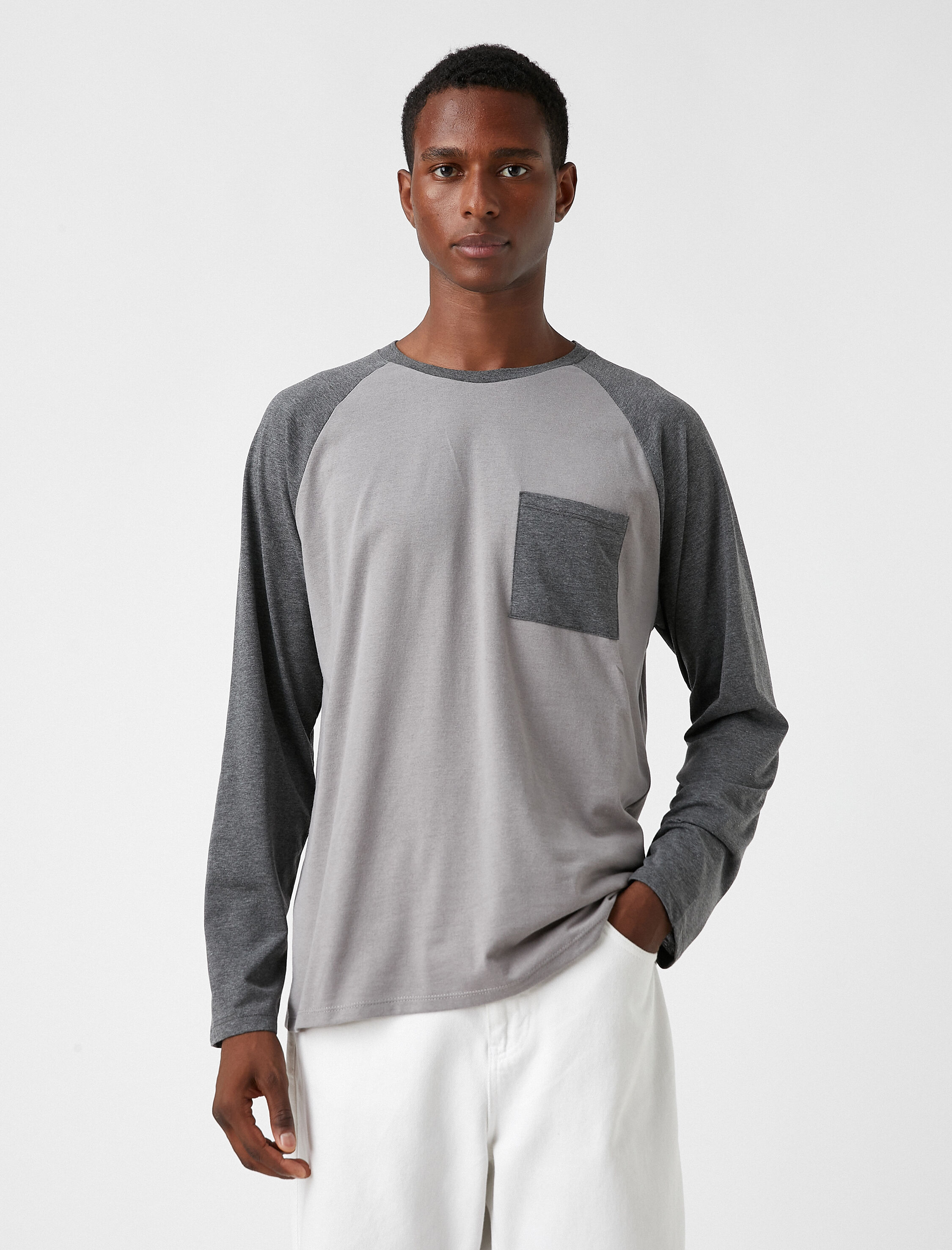   Uzun Kollu Tişört Bisiklet Yaka Cep Detaylı