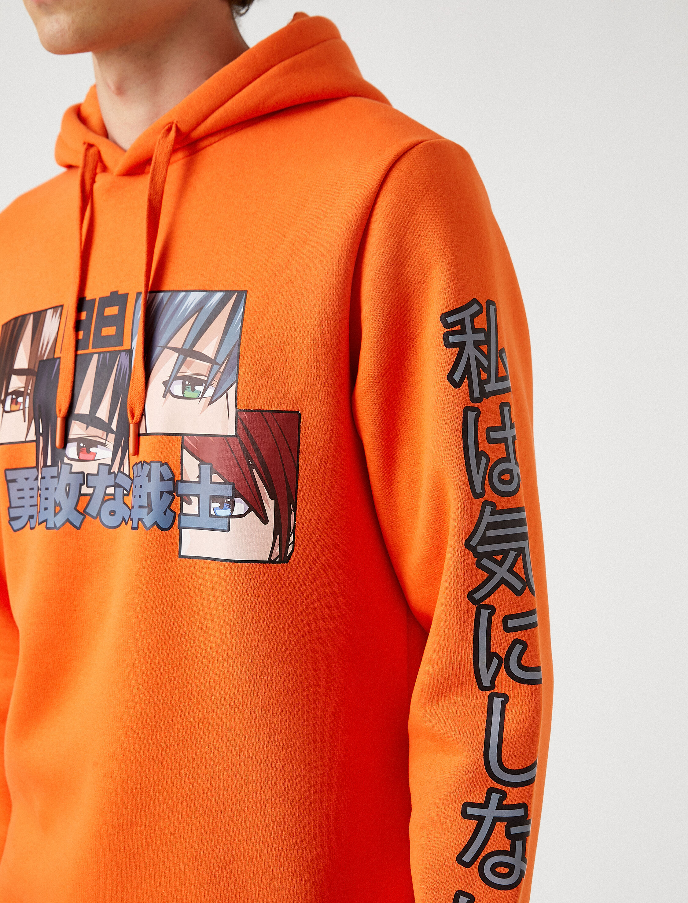  Anime Baskılı Kapşonlu Sweatshirt Şardonlu