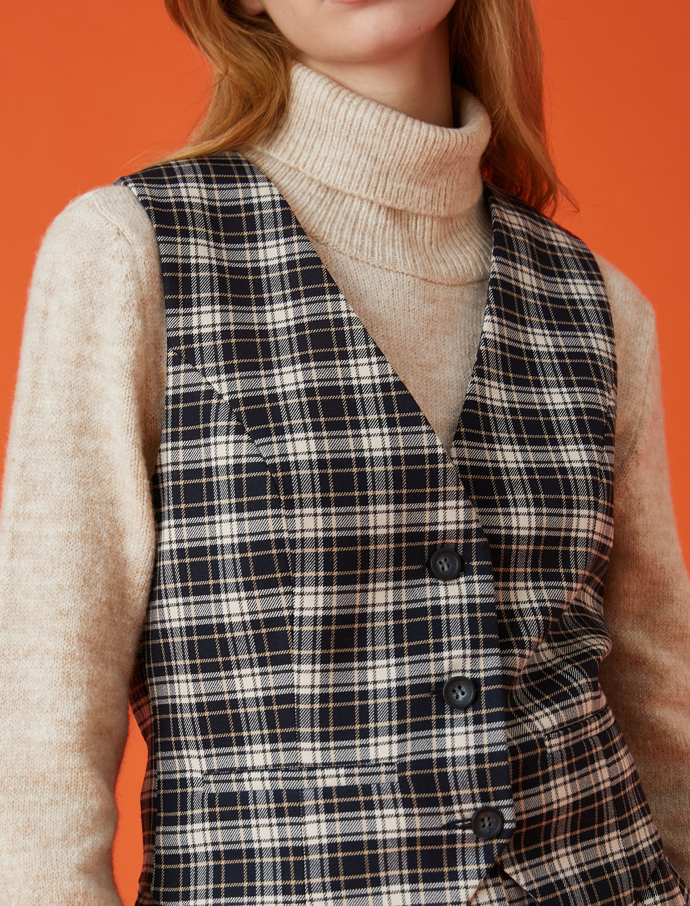   Ekoseli Düğmeli Yelek