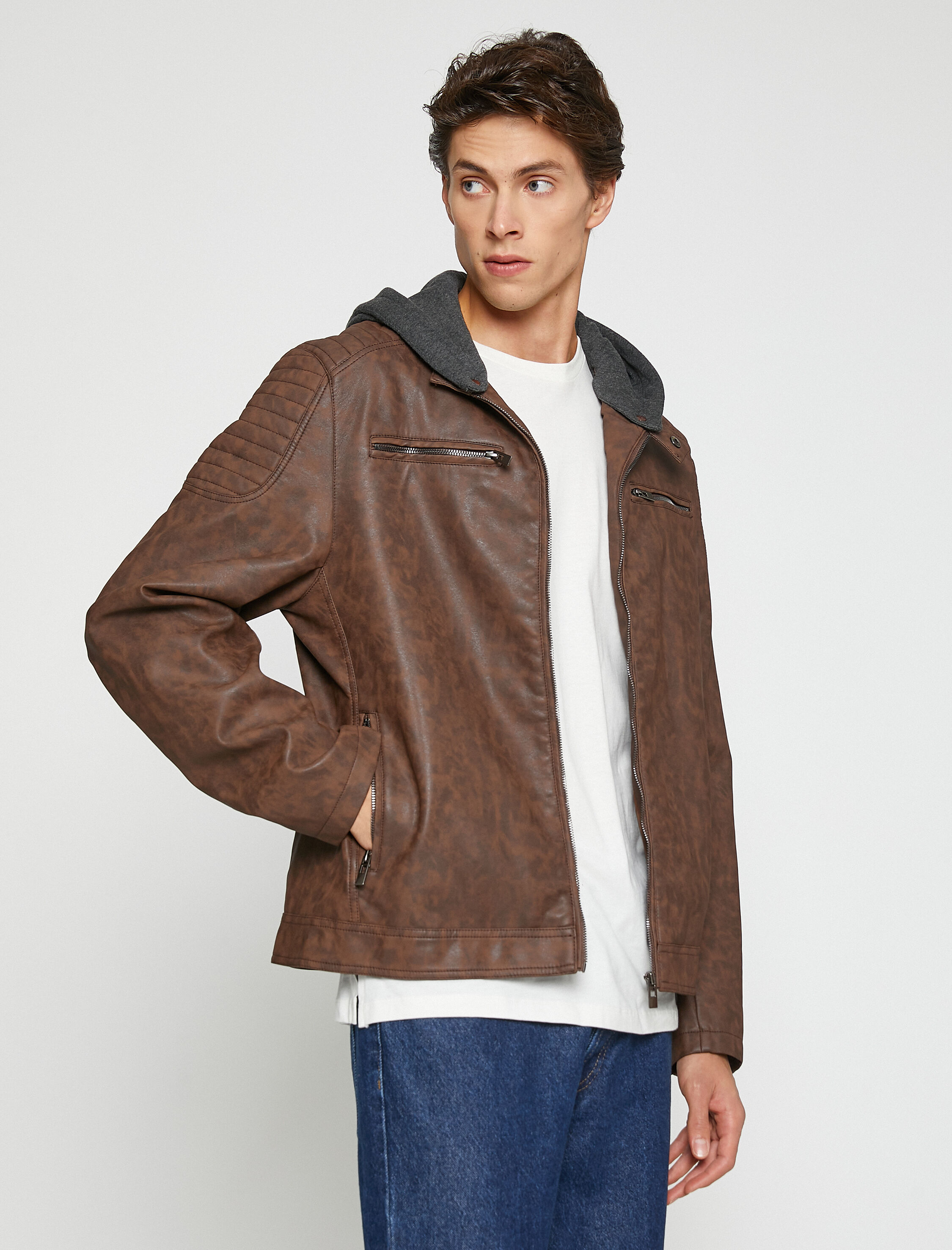   Deri Görünümlü Ceket Kapşonlu Fermuarlı Su Geçirmez