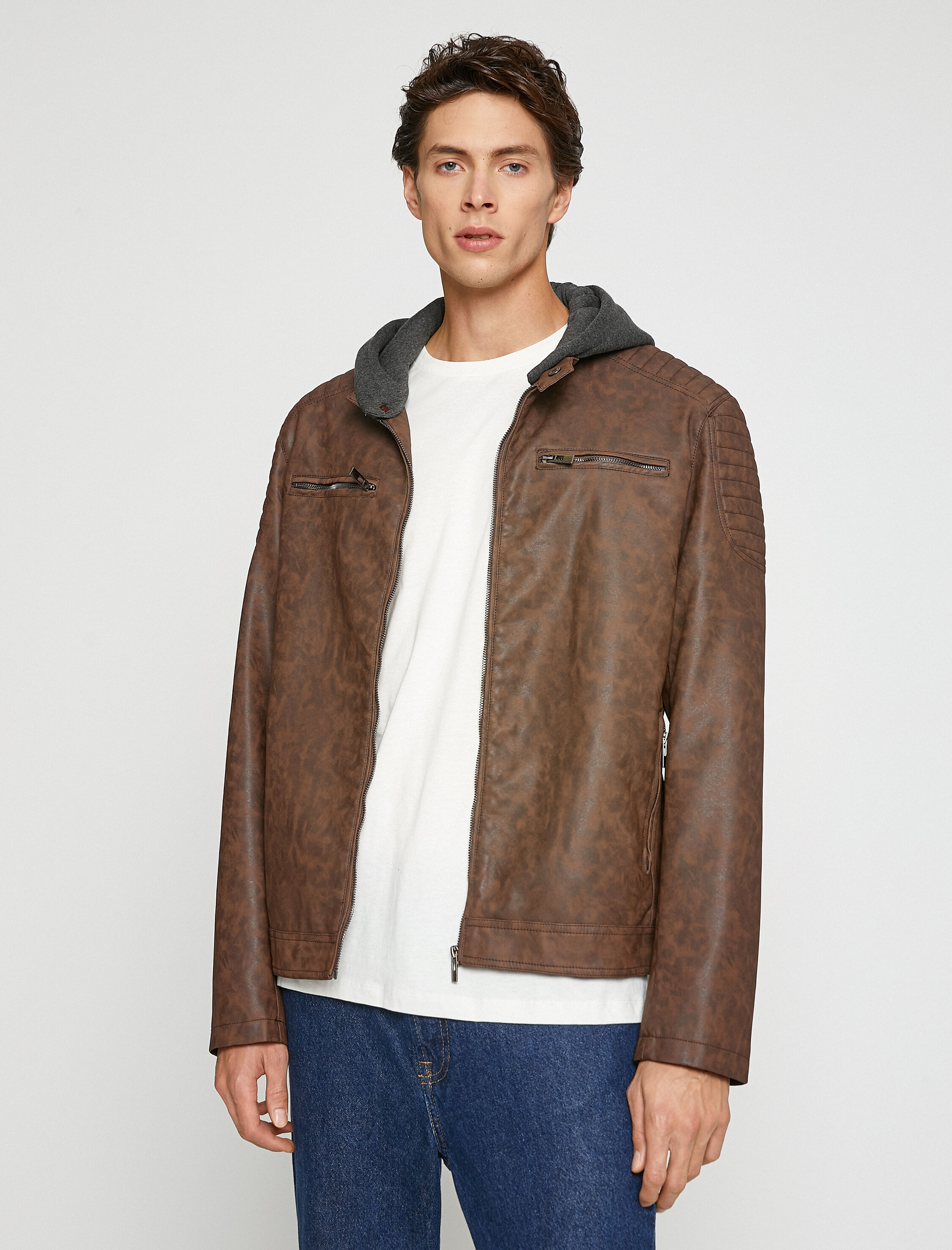   Deri Görünümlü Ceket Kapşonlu Fermuarlı Su Geçirmez