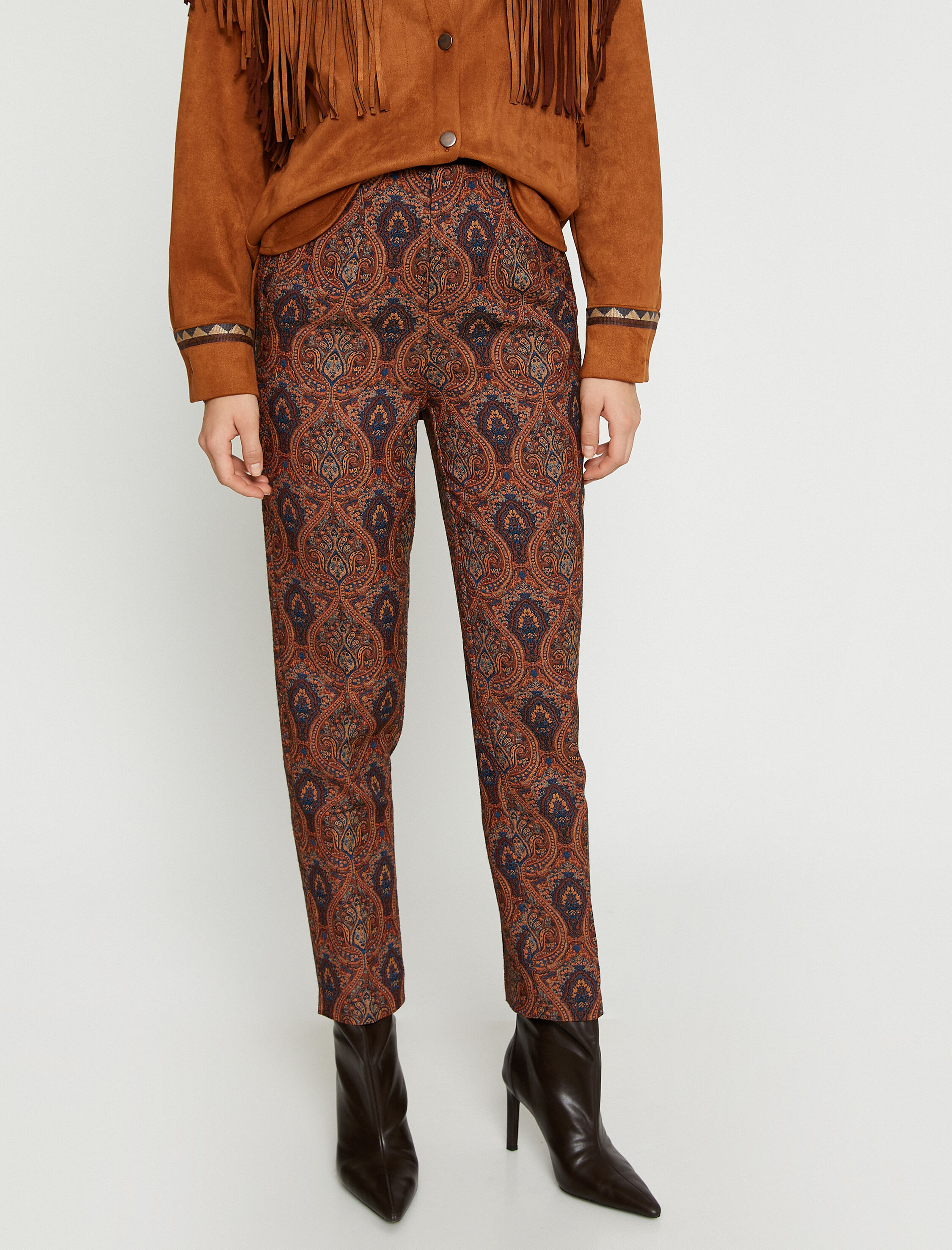   Jakarlı Slim Fit Pantolon