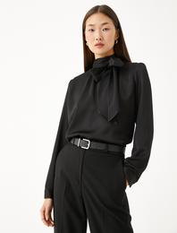 Fiyonk Detaylı Bluz Dik Yaka