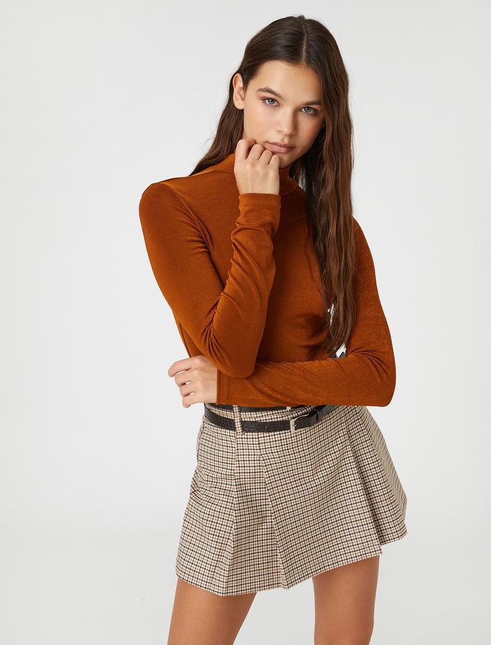  Uzun Kollu Tişört Crop Yarım Balıkçı Yaka Basic