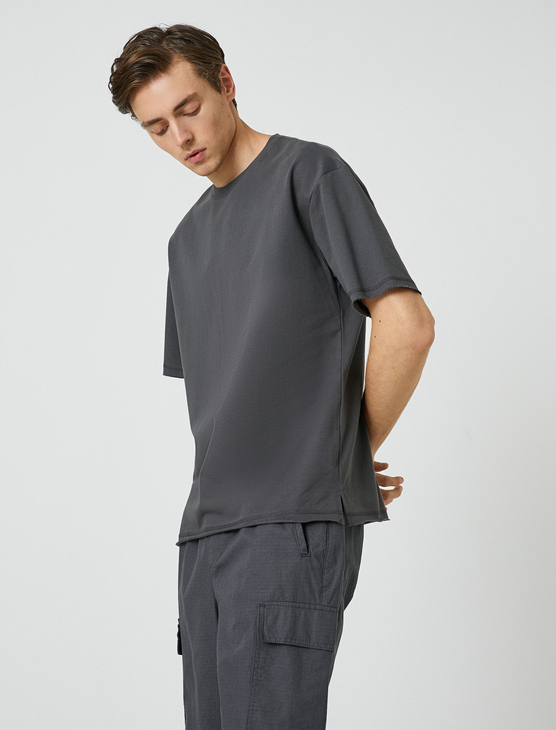   Basic Oversize Tişört Bisiklet Yaka Kısa Kollu