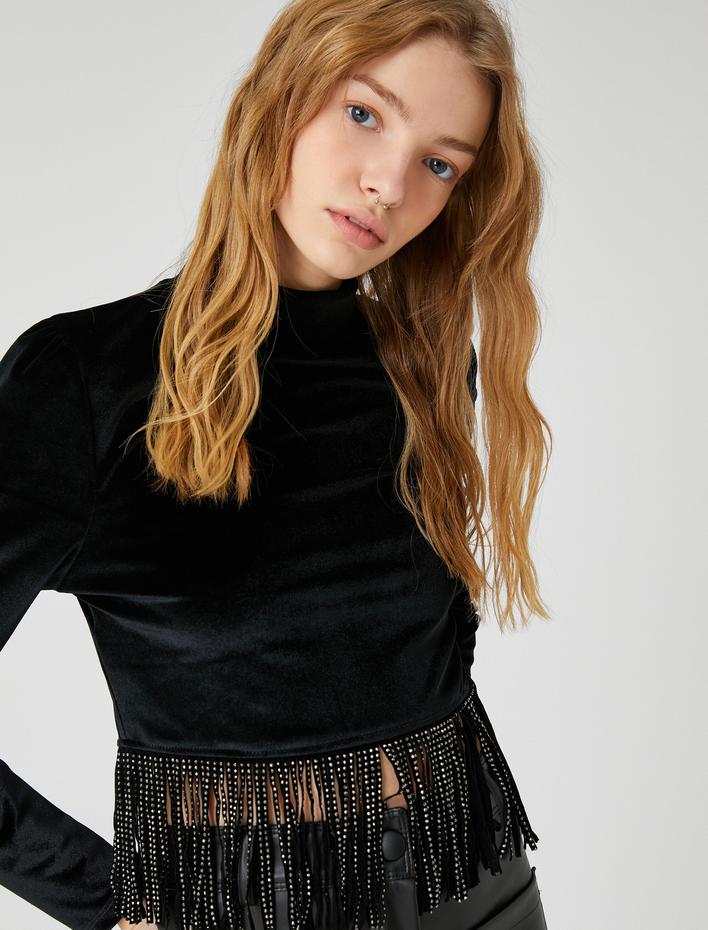  Uzun Kollu Tişört Kadife Crop Işıltılı Püskül Detaylı