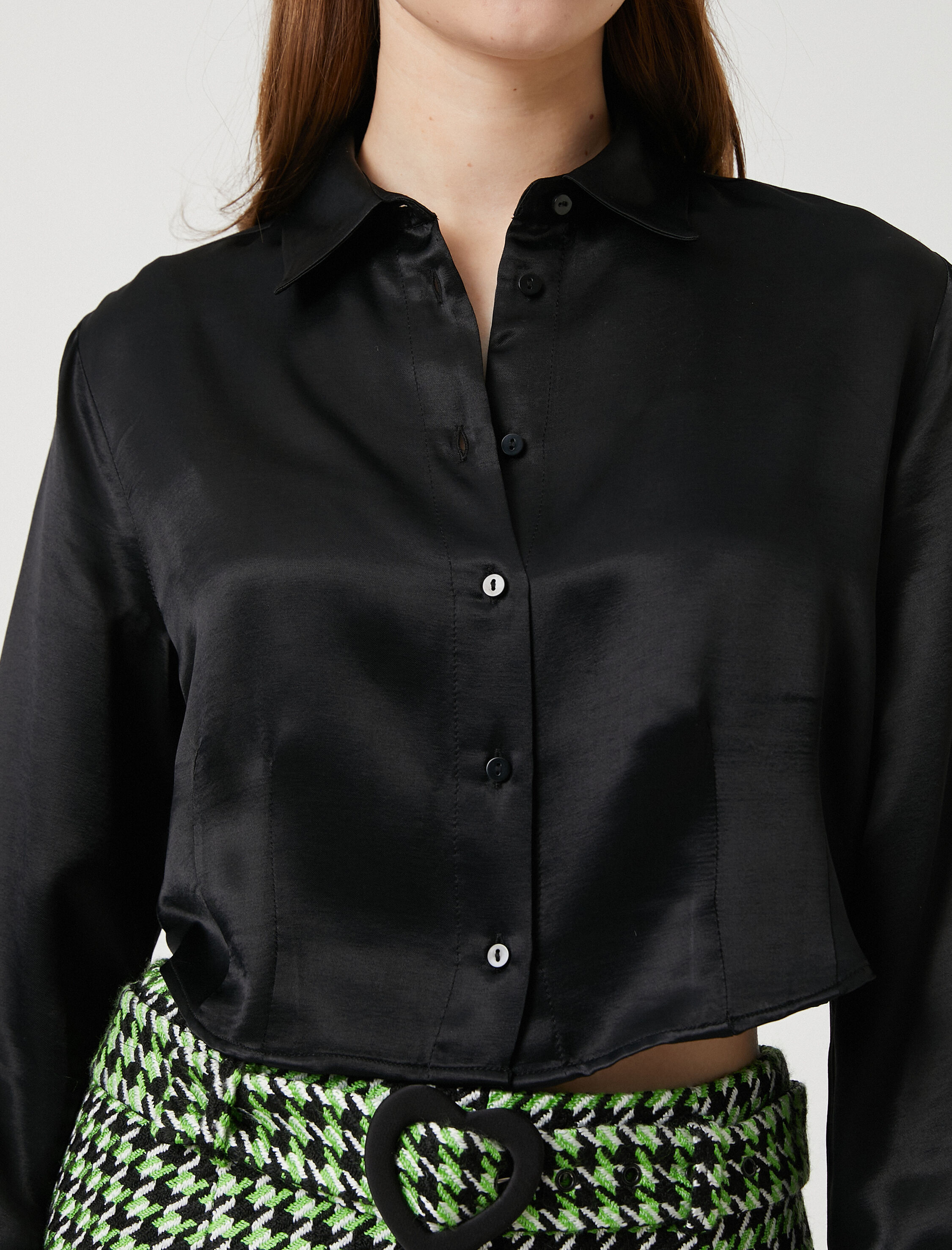   Dikiş Detaylı Crop Gömlek