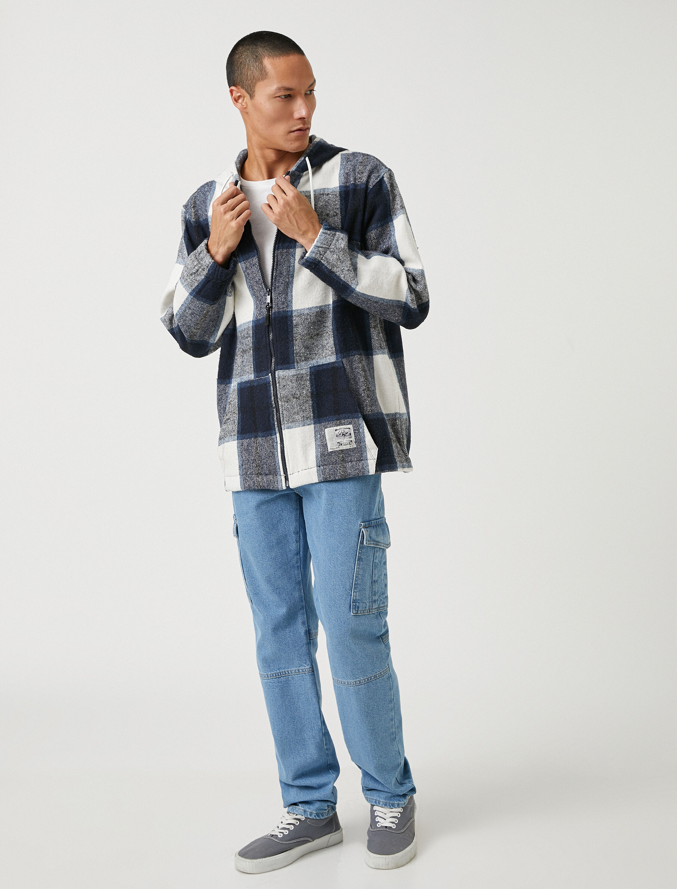   Ekoseli Desenli Sweatshirt Kapşonlu Cep Detaylı Fermuarlı