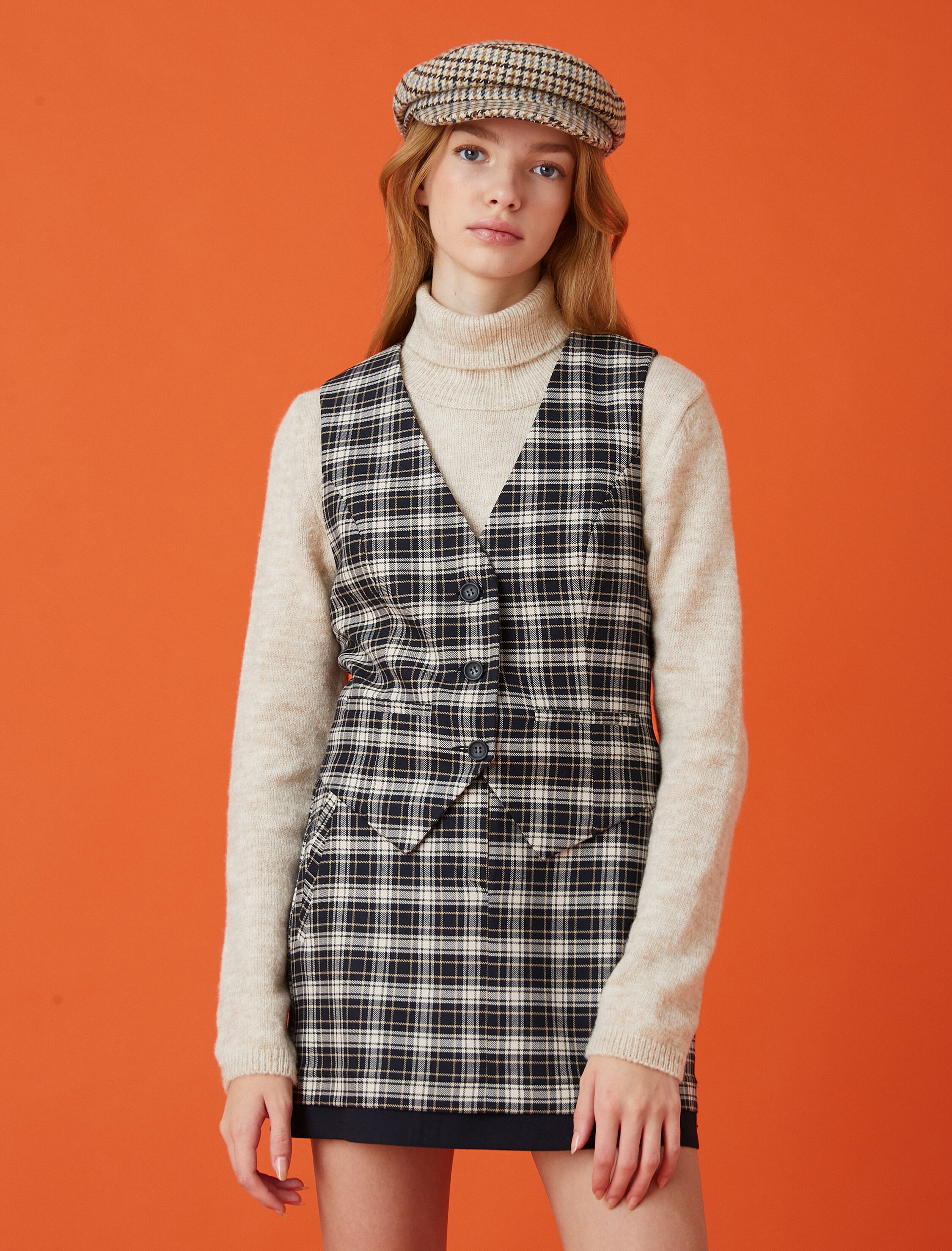   Ekoseli Düğmeli Yelek