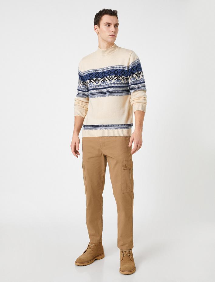  Triko Kazak Yarım Balıkçı Yaka Etnik Temalı