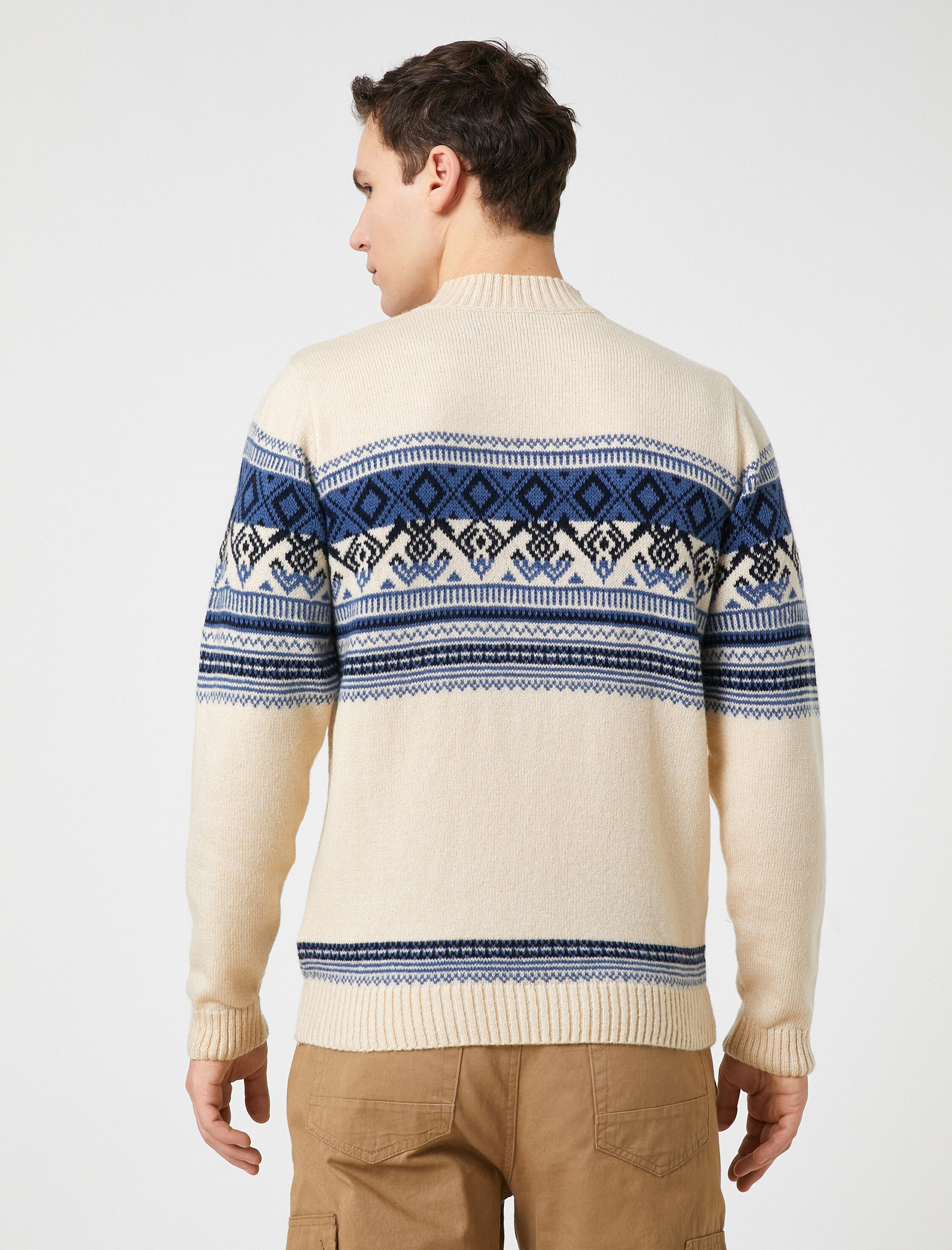   Triko Kazak Yarım Balıkçı Yaka Etnik Temalı