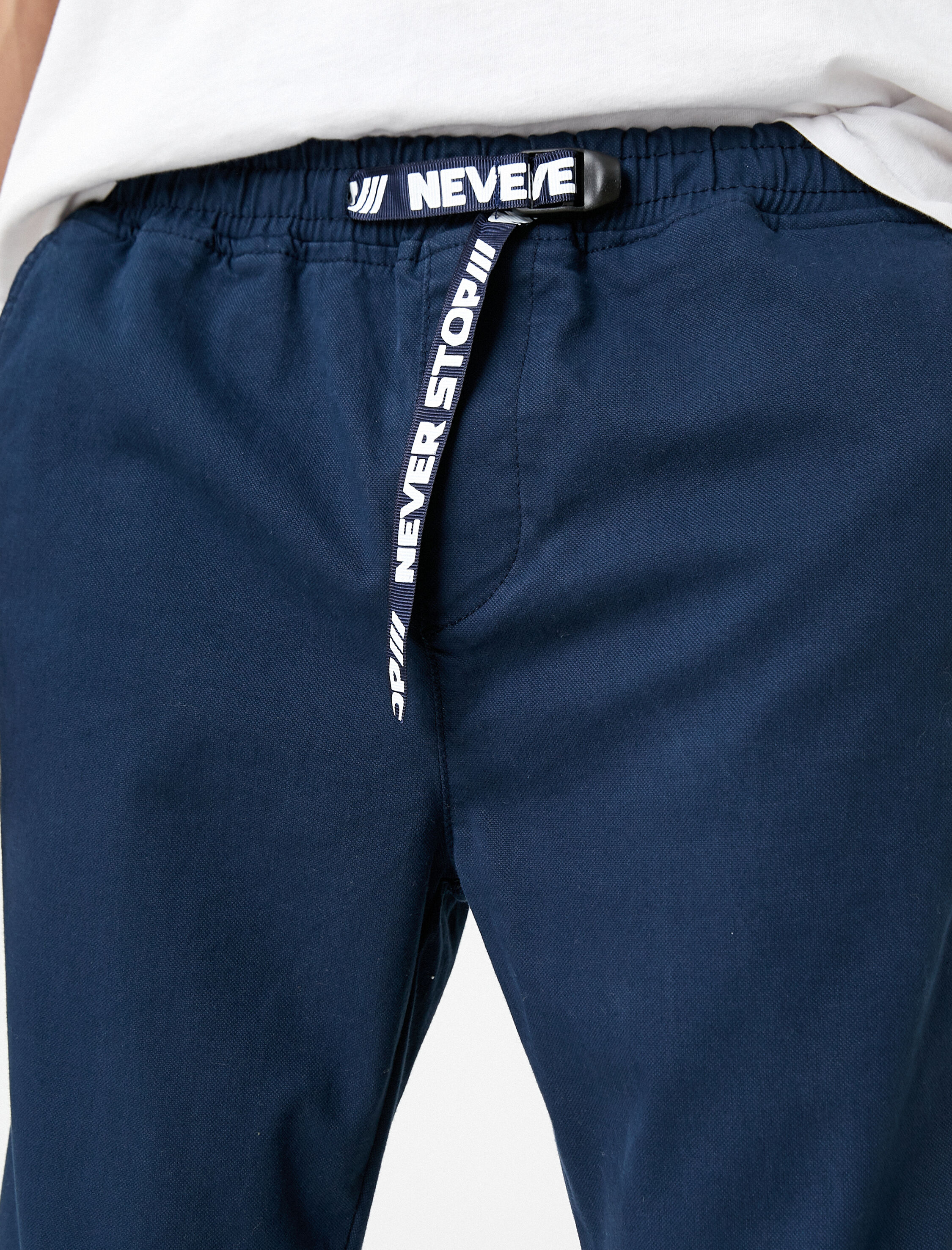   Beli Lastikli Pantolon Slogan Baskılı Kemer Detaylı Cepli