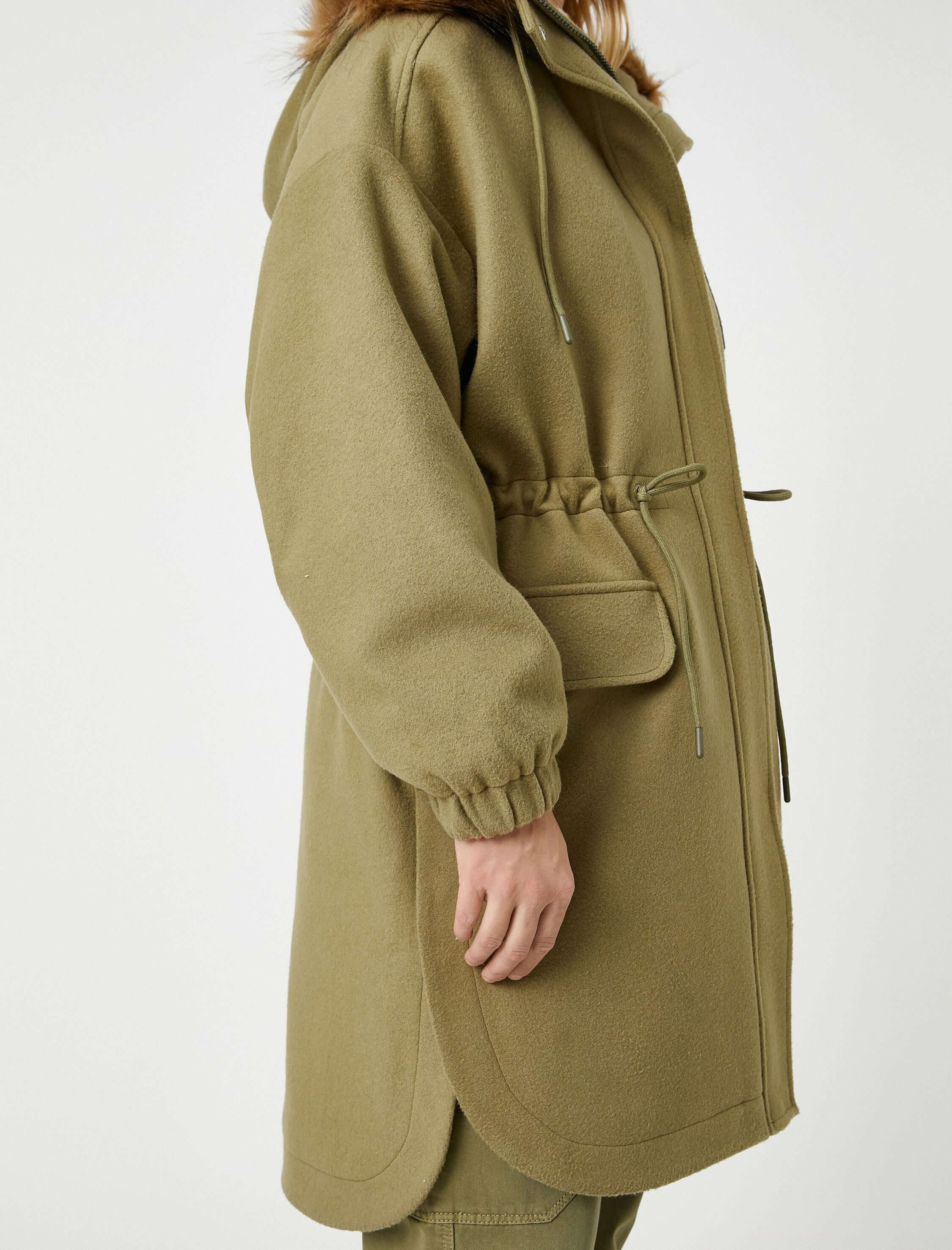   Koton X Şahika Ercümen - Kapüşonlu Oversize Kaşe Kaban