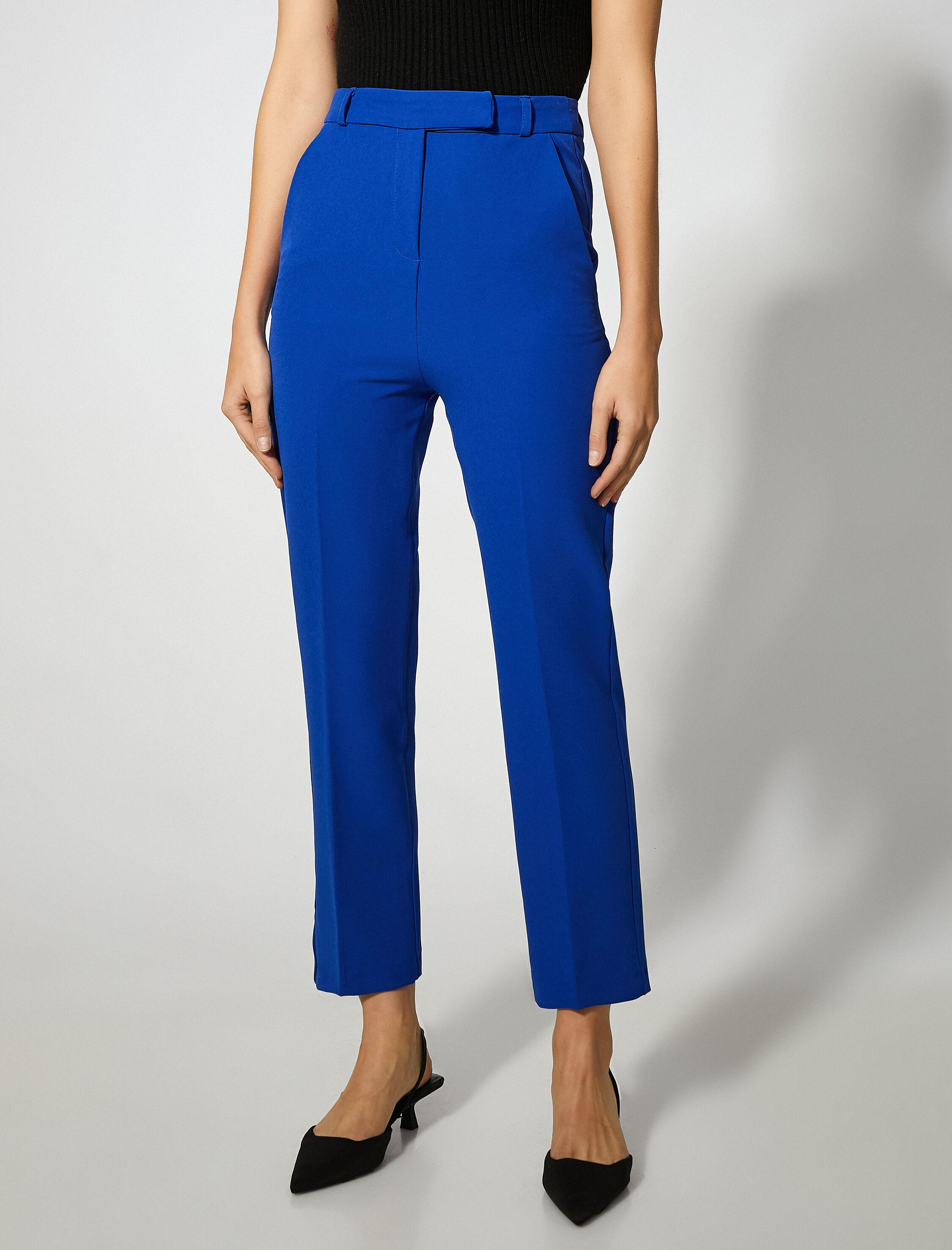 Dar Kesim Crop Pantolon