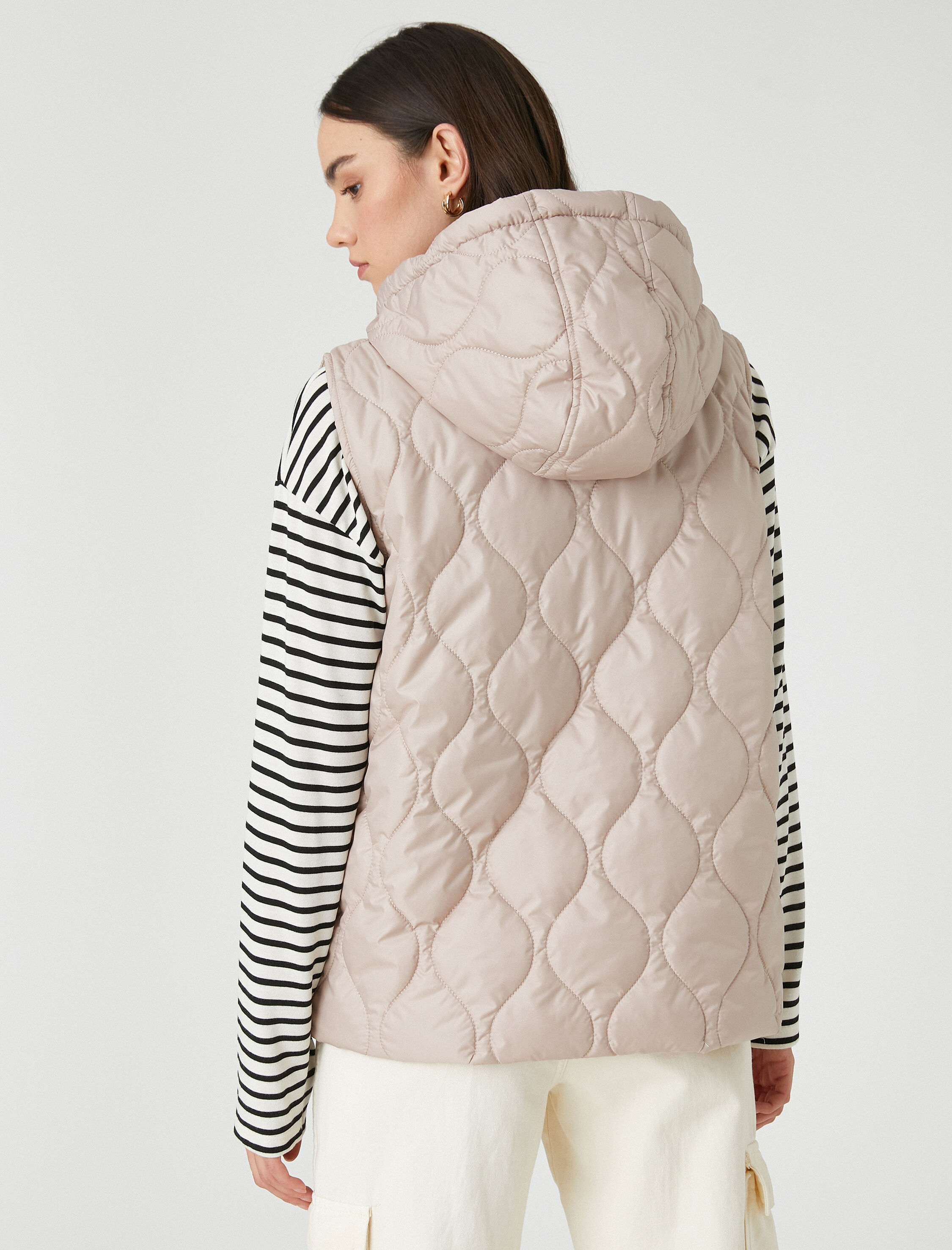   Kapitone Şişme Yelek Kapüşonlu Cepli