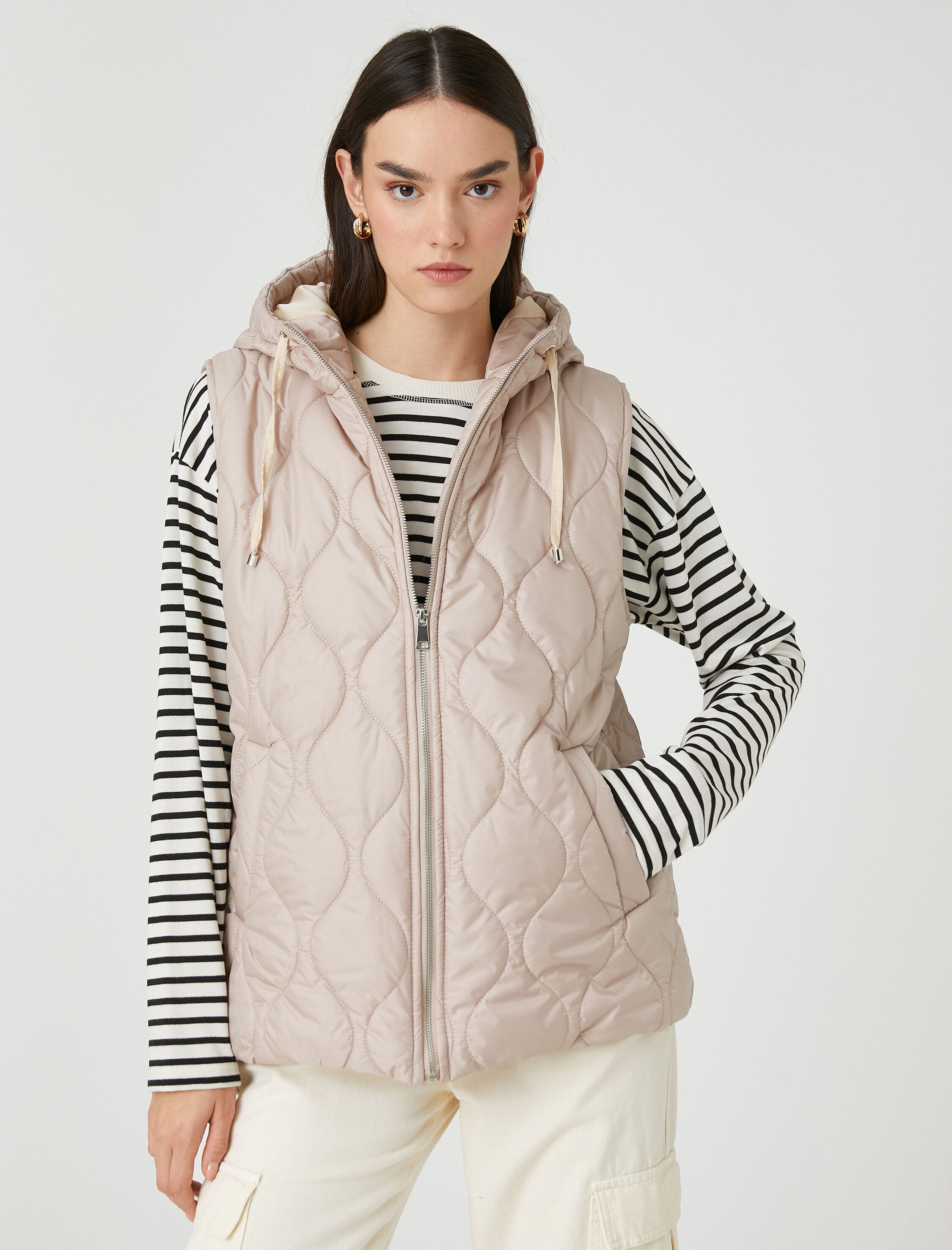   Kapitone Şişme Yelek Kapüşonlu Cepli