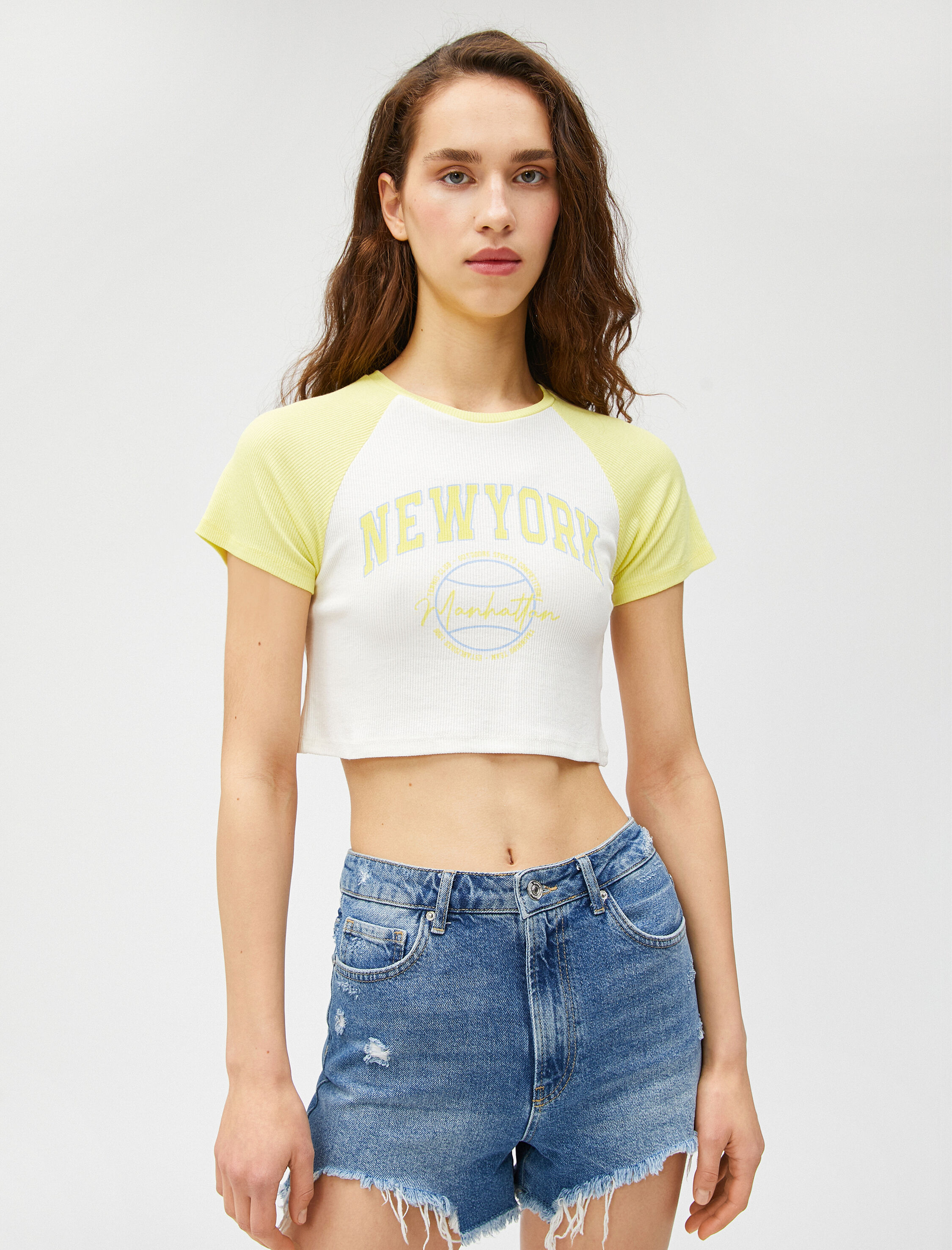   Crop Tişört Baskılı Kısa Kollu Viskon