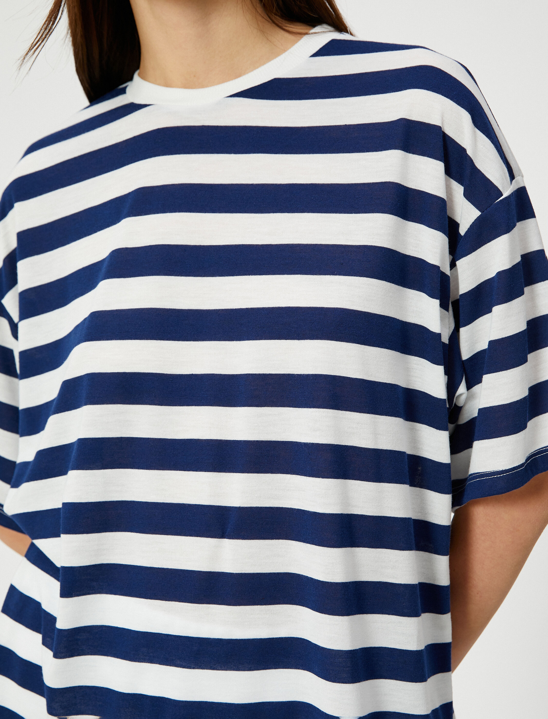   Kısa Kollu Tişört Bisiklet Yaka Viskon Karışımlı