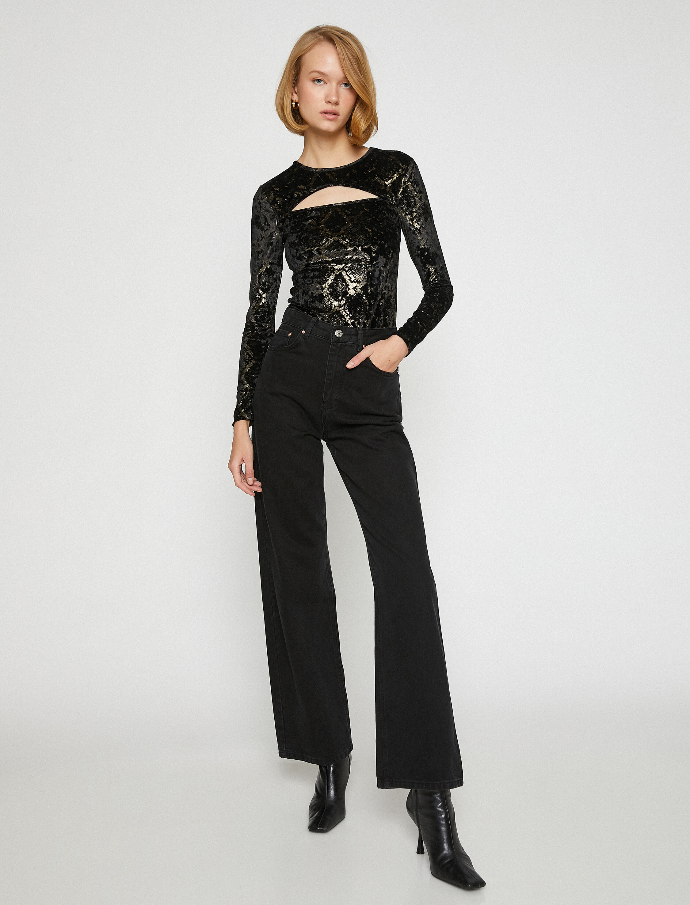 Jakarlı Bluz Bisiklet Yaka