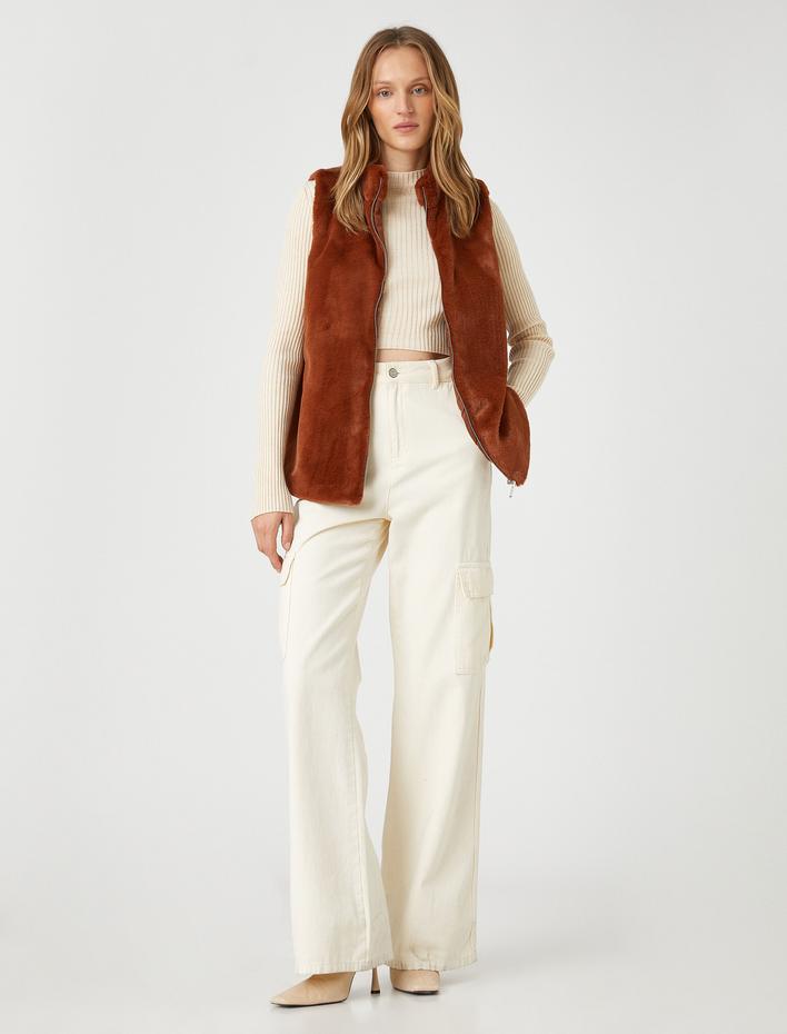  Fermuarlı Peluş Yelek Dik Yaka