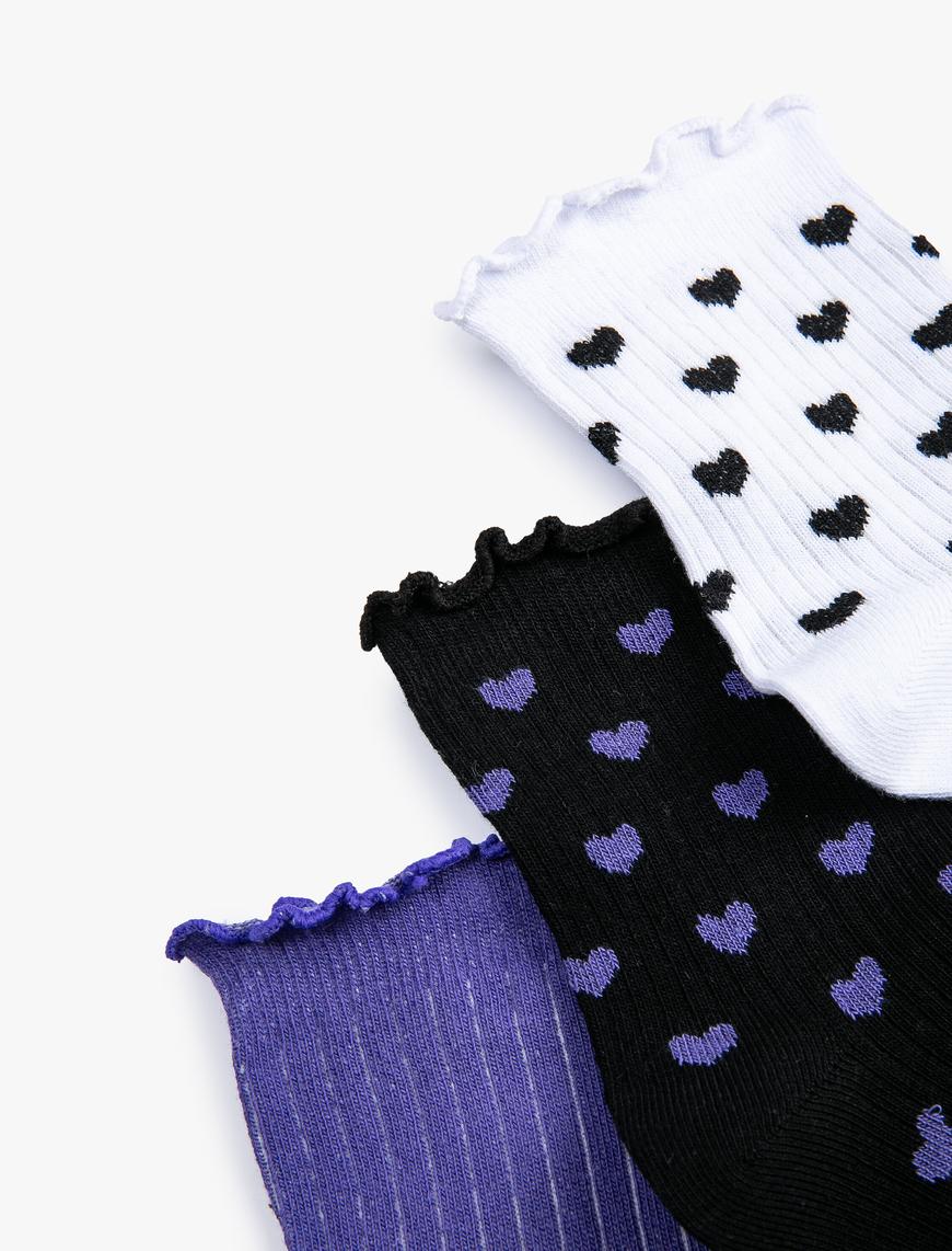  Kadın Kalpli Soket Çorap Seti 3'lü Fırfır Detaylı
