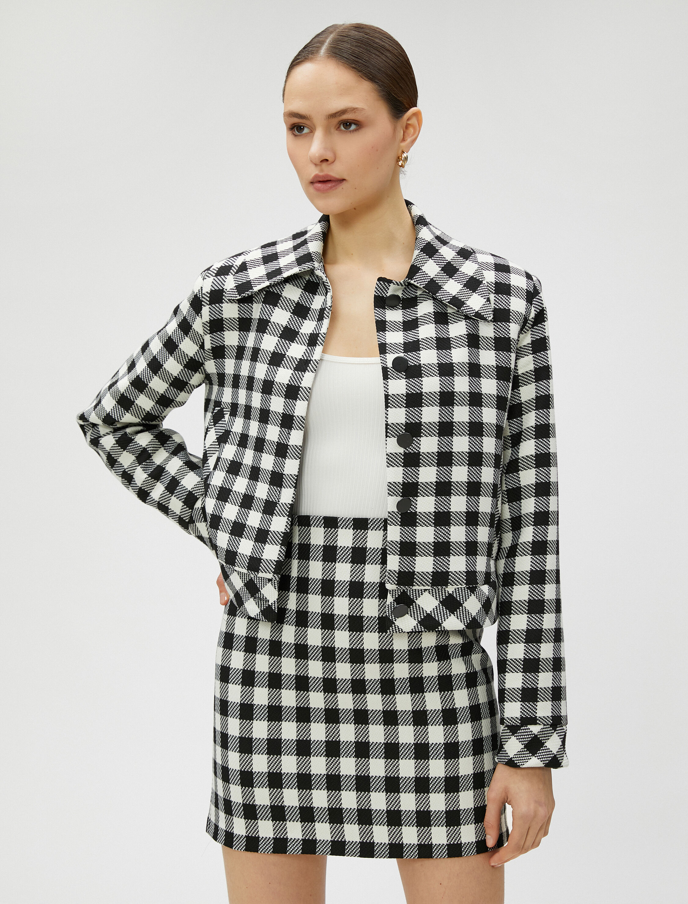   Crop Ceket Katlı Yaka Çıtçıtlı