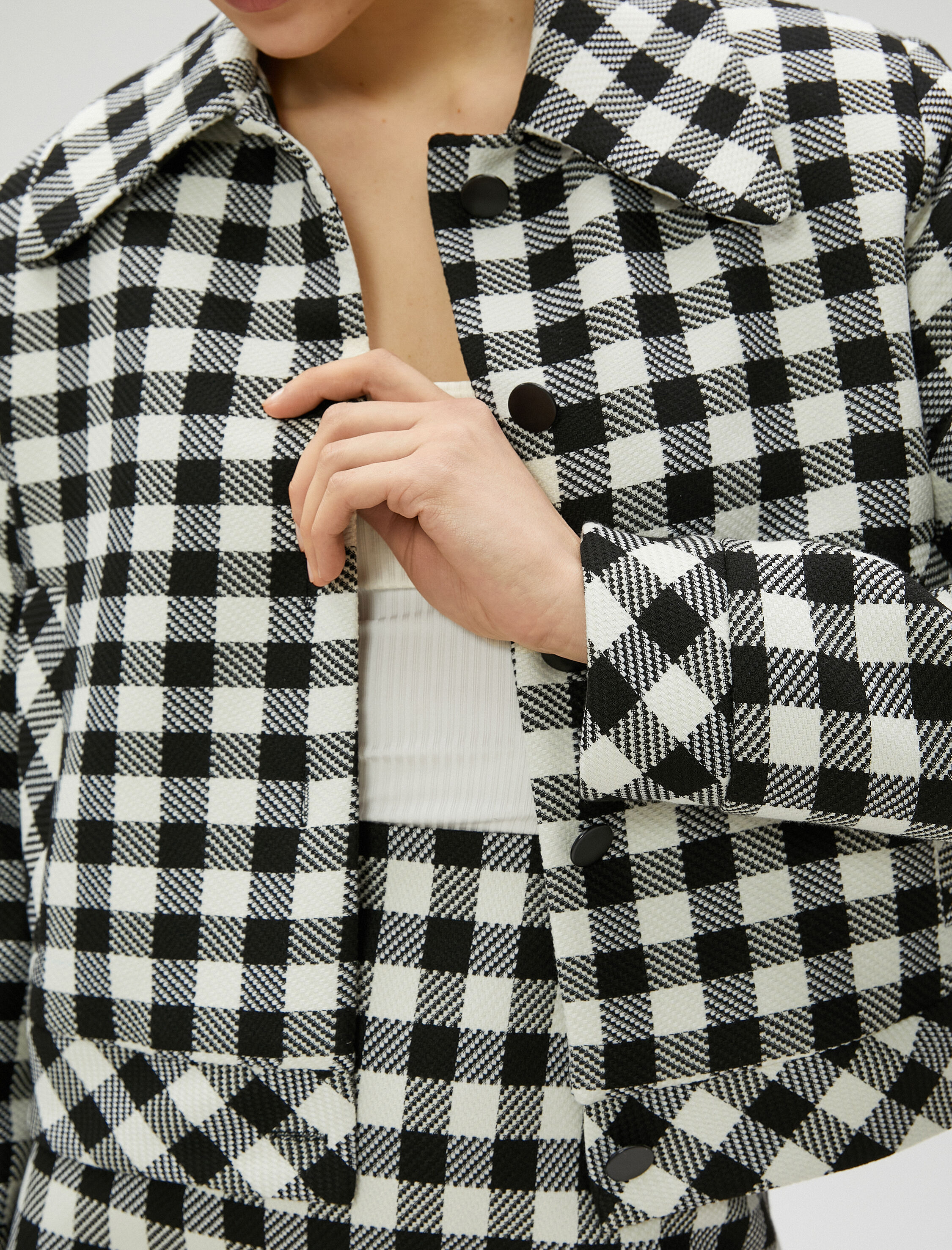   Crop Ceket Katlı Yaka Çıtçıtlı