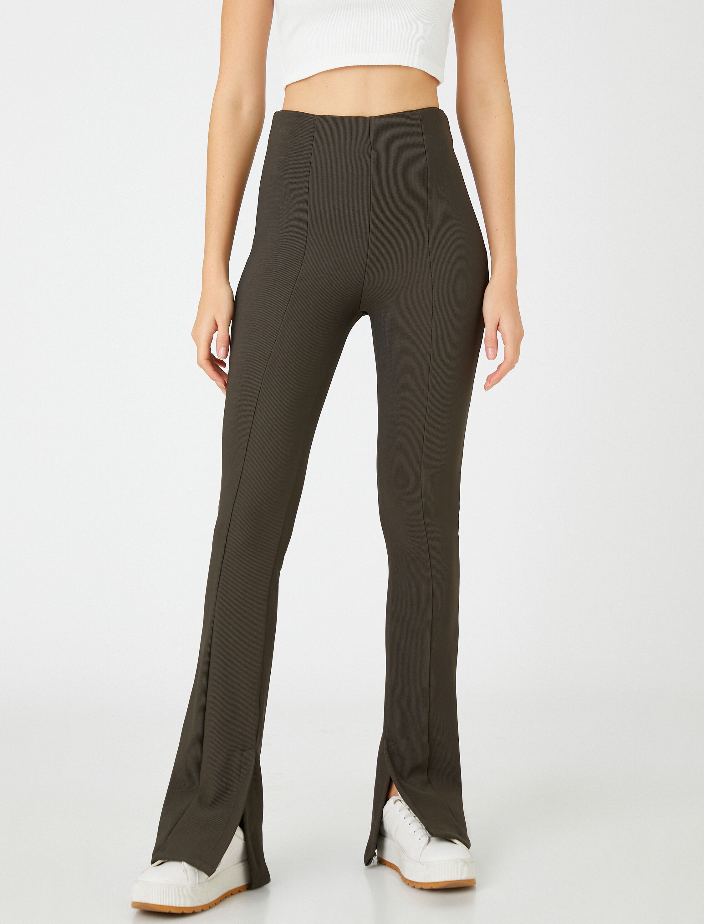   İspanyol Paça Pantolon Yüksek Bel Yırtmaç Detaylı