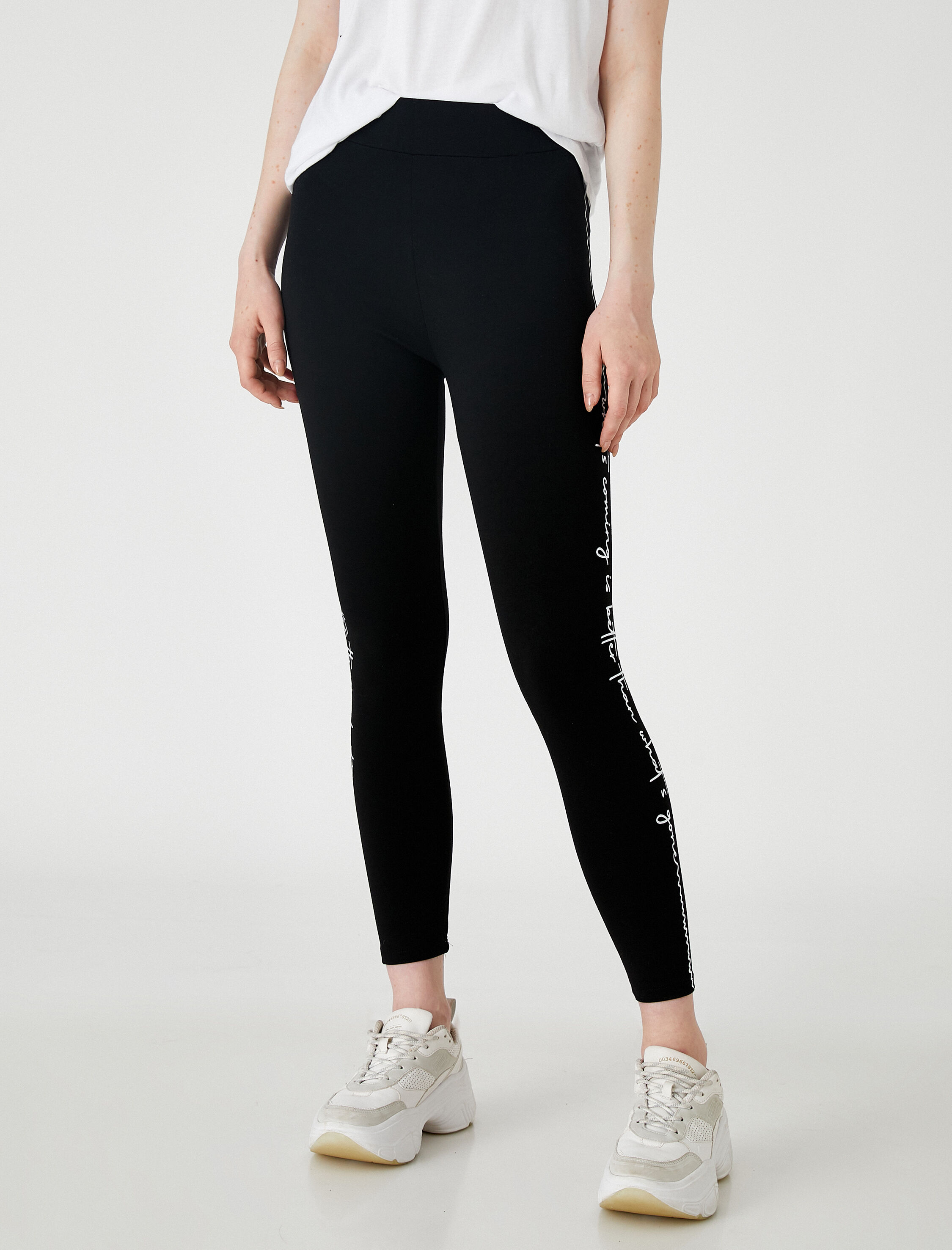   Slogan Baskılı Tayt