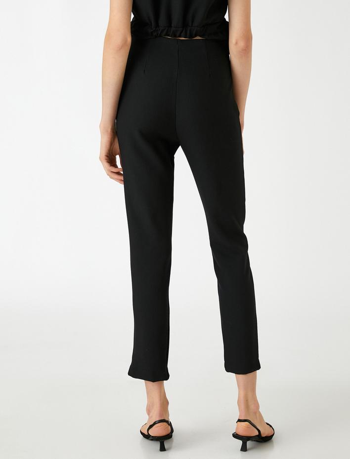  Dar Paça Pantolon Yırtmaç Detaylı