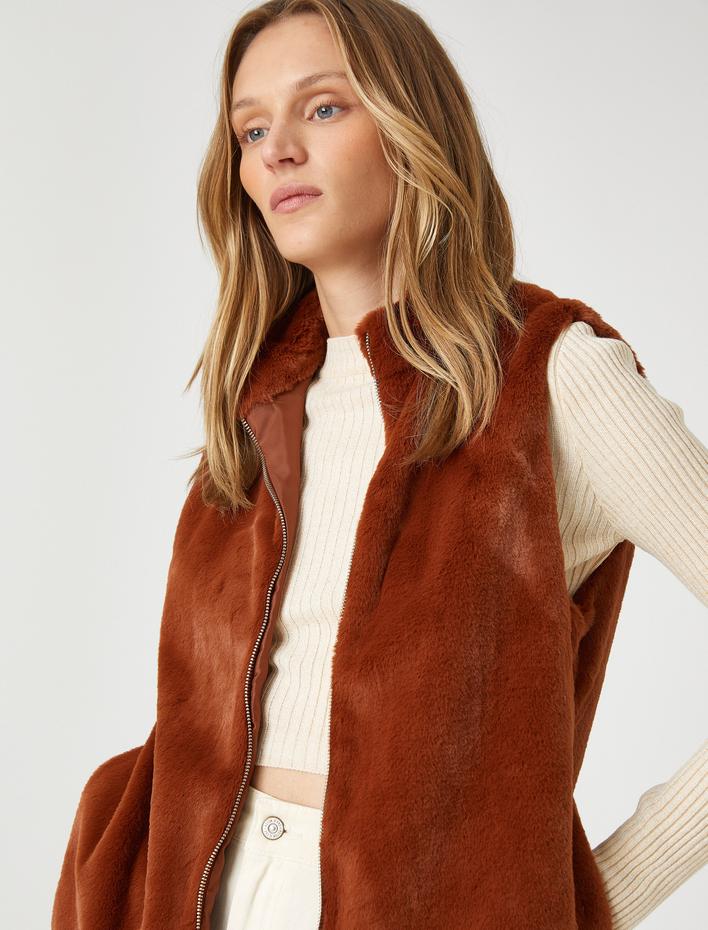  Fermuarlı Peluş Yelek Dik Yaka