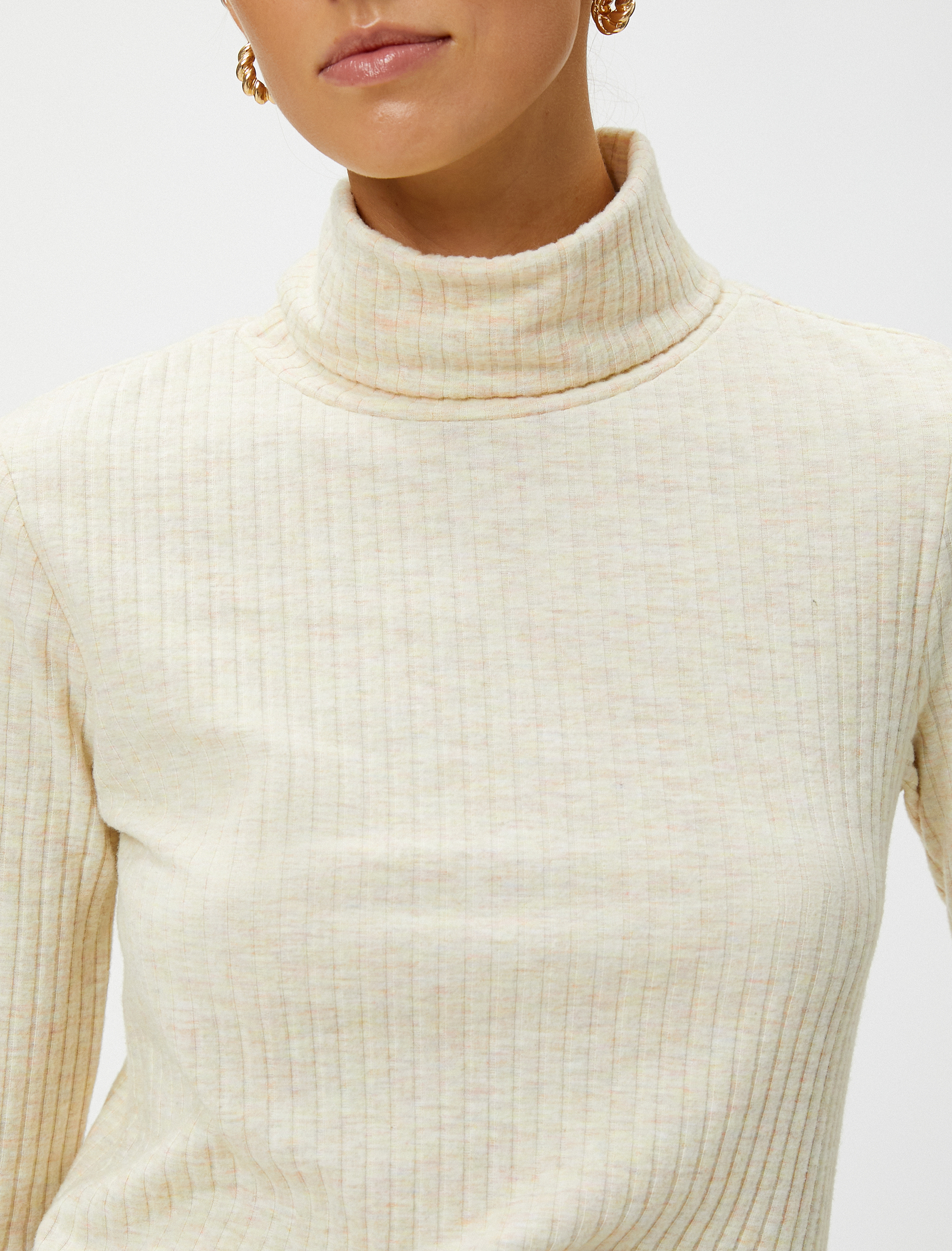   Uzun Kollu Tişört Balıkçı Yaka Yumuşak Dokulu