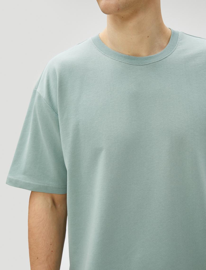  Basic Oversize Tişört Bisiklet Yaka Kısa Kollu Pamuklu