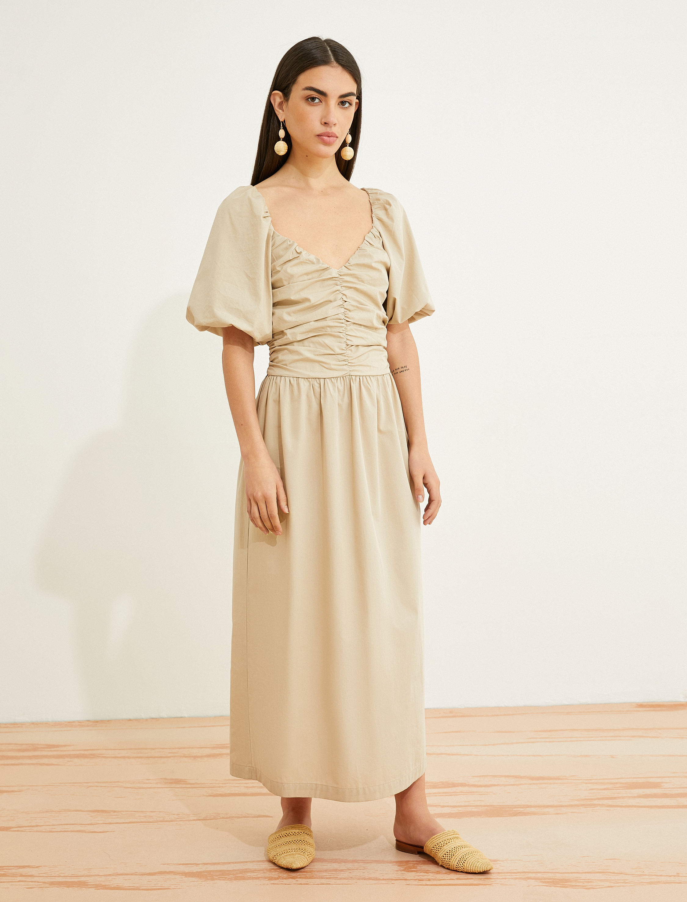   Uzun Poplin Elbise Balon Kollu Drapeli V Yaka Pamuklu