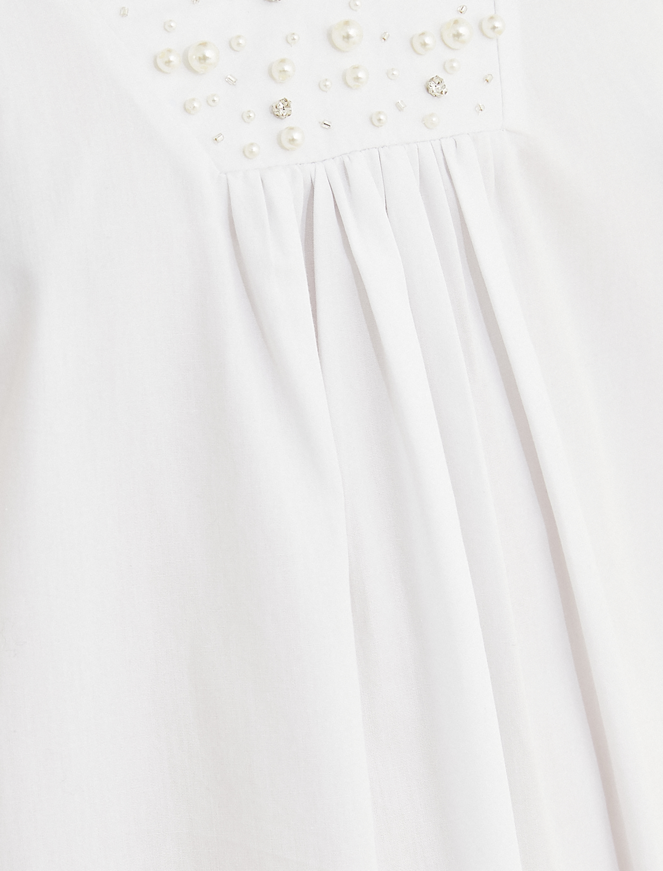 Uzun Elbise İnci Detaylı V Yaka