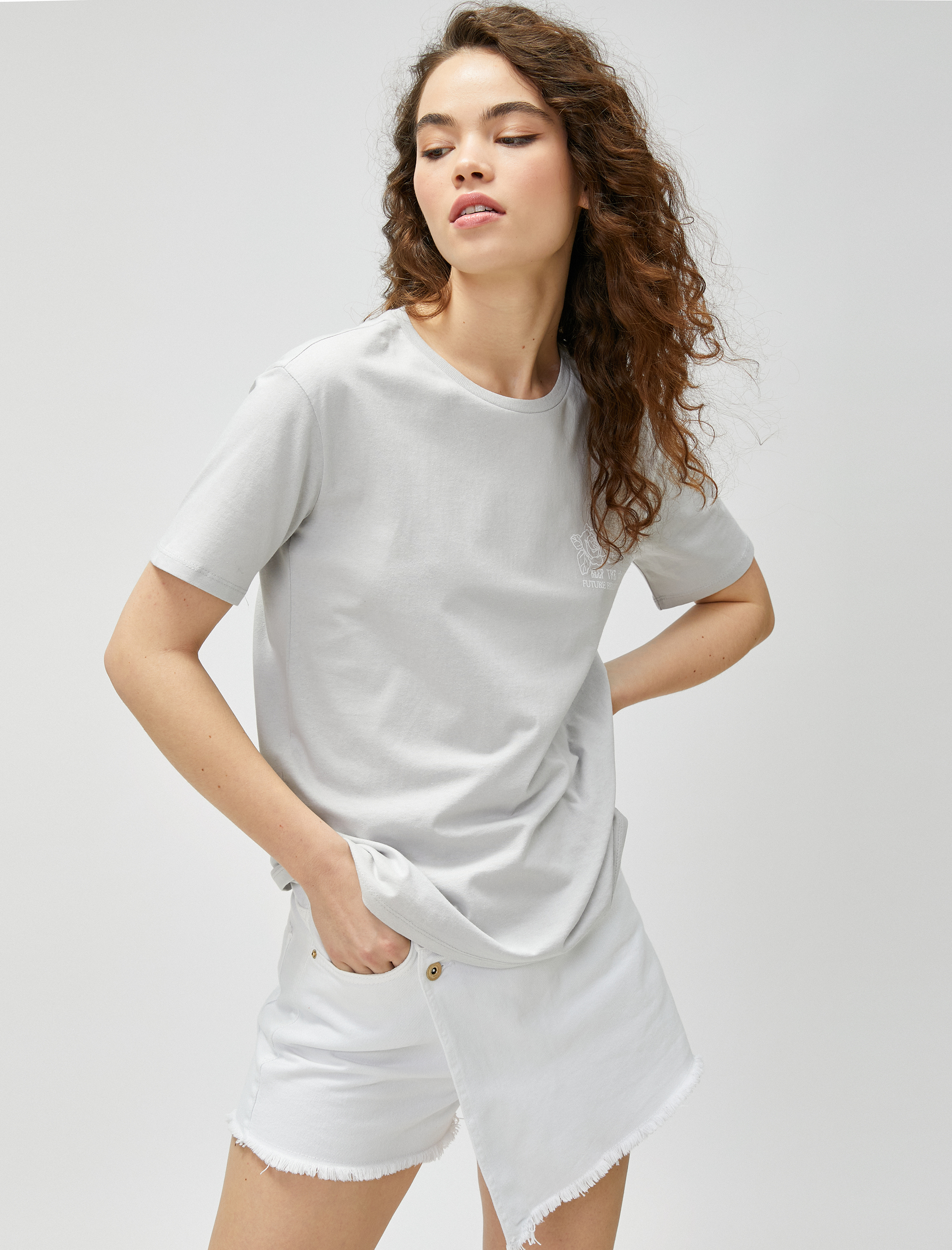   Oversize Tişört Sırt Baskılı Bisiklet Yaka Kısa Kollu Pamuklu