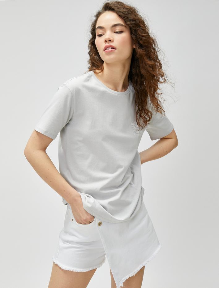  Oversize Tişört Sırt Baskılı Bisiklet Yaka Kısa Kollu Pamuklu